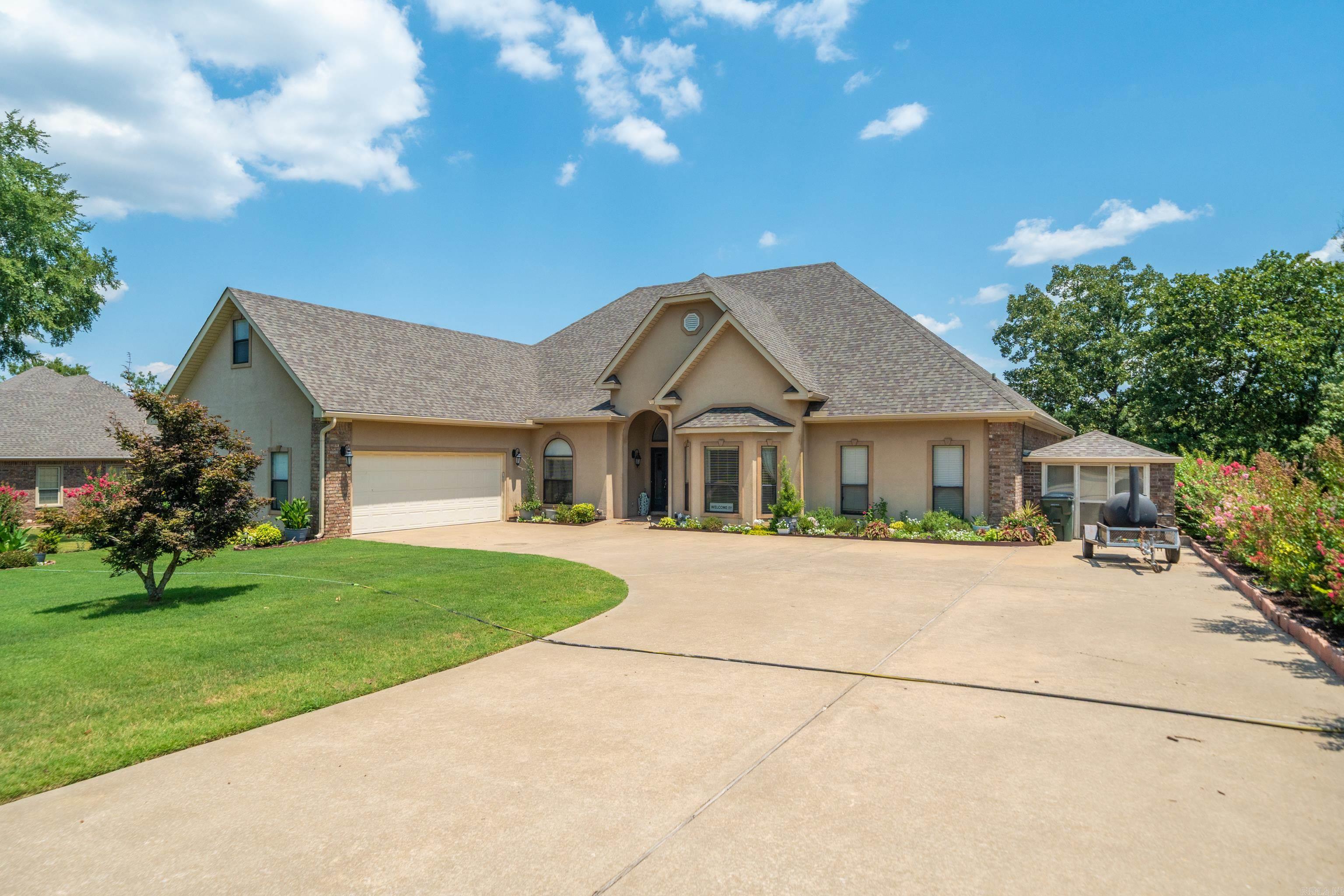205 Trabecca  Hot Springs, AR