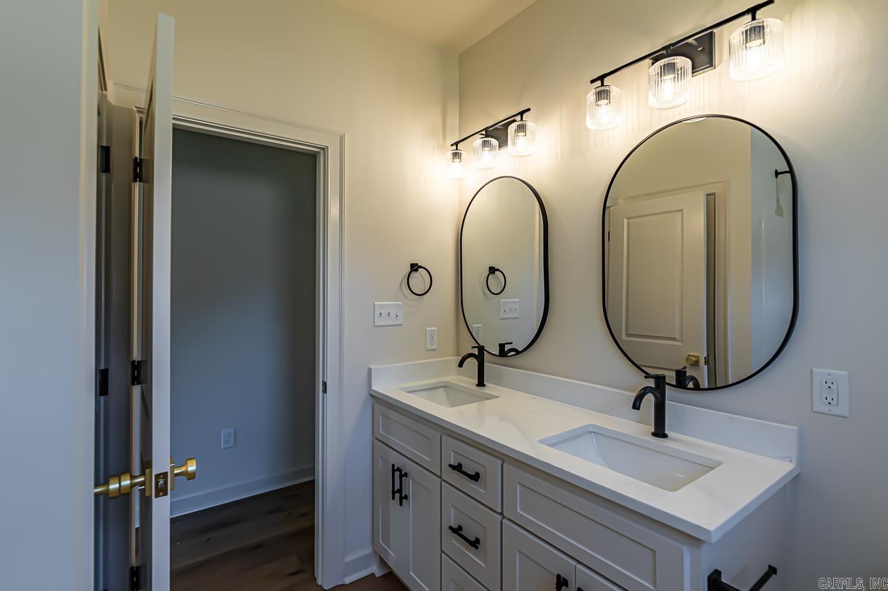 8341 Sapphire Cv.  Sherwood, AR