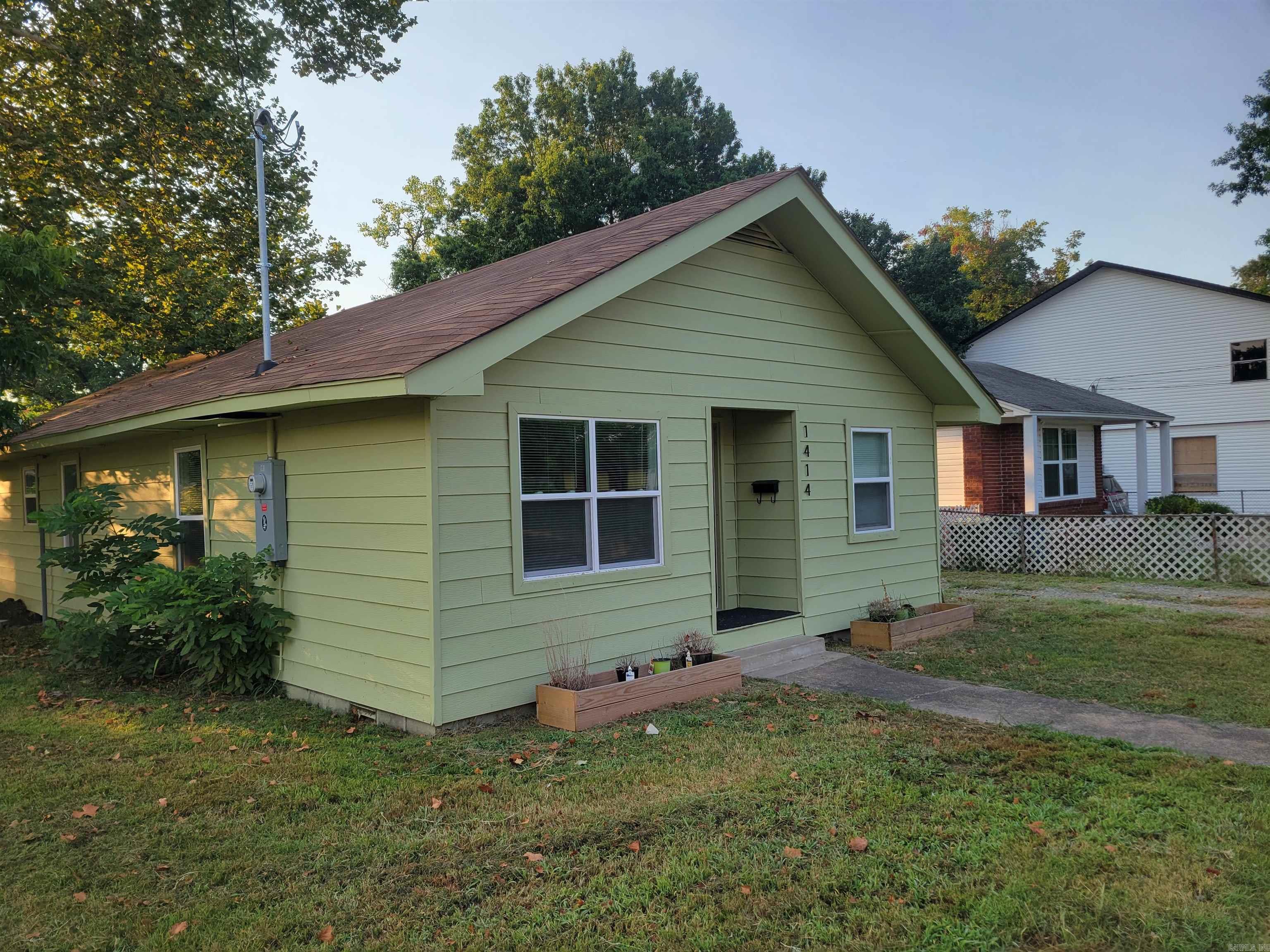 1414 Vine  North Little Rock, AR