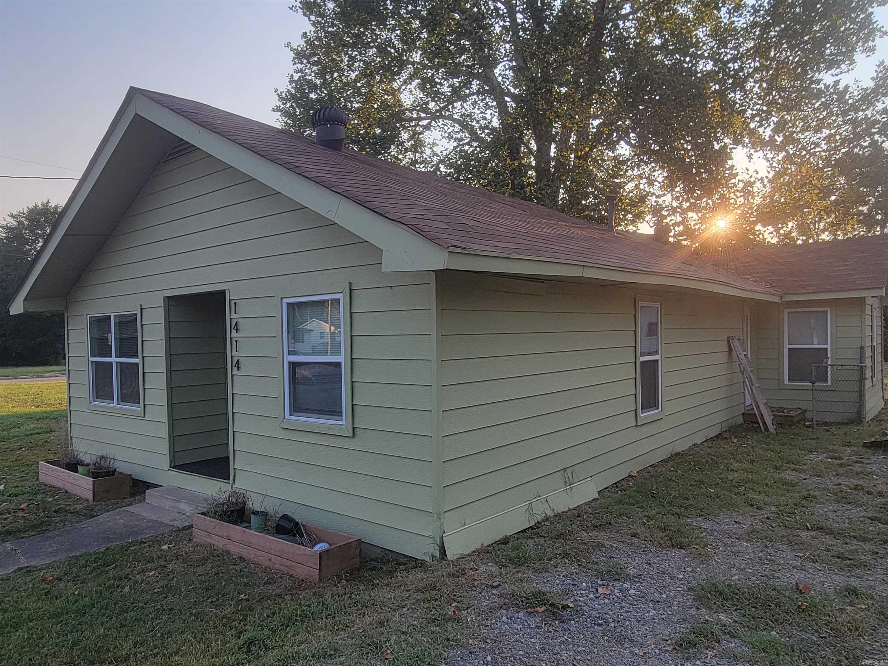 1414 Vine  North Little Rock, AR