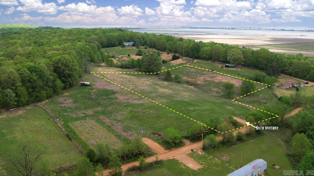 20949 Distress Creek  Harrisburg, AR