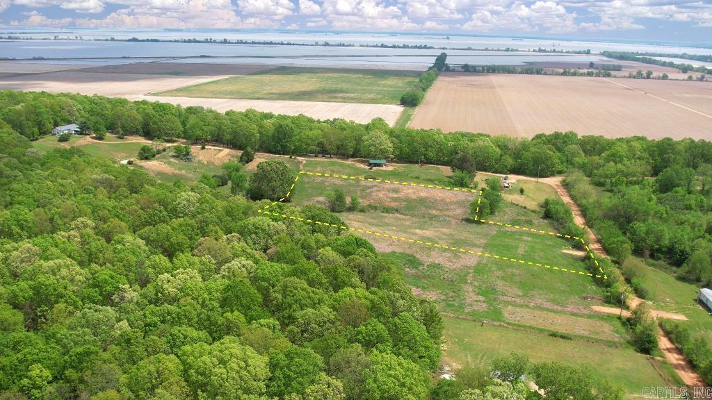 20949 Distress Creek  Harrisburg, AR