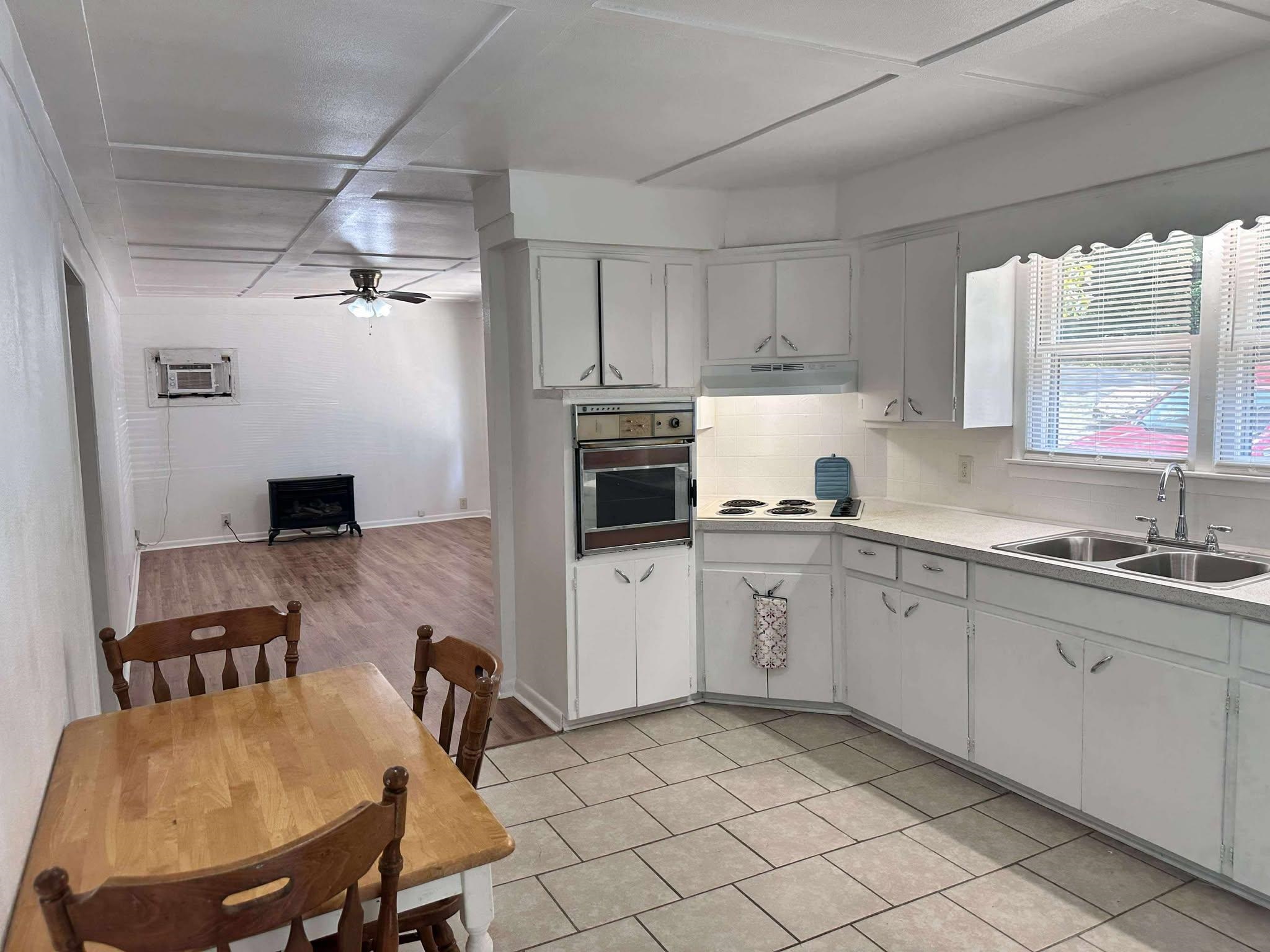 120 Frontier  Ozark Acres, AR