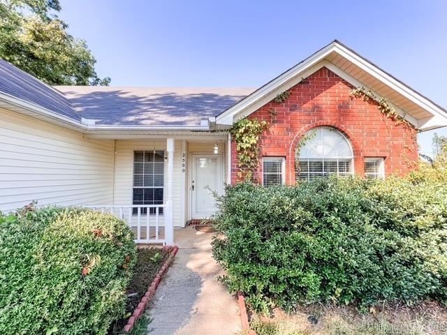 2500 Cherry Creek Cir  Bryant, AR
