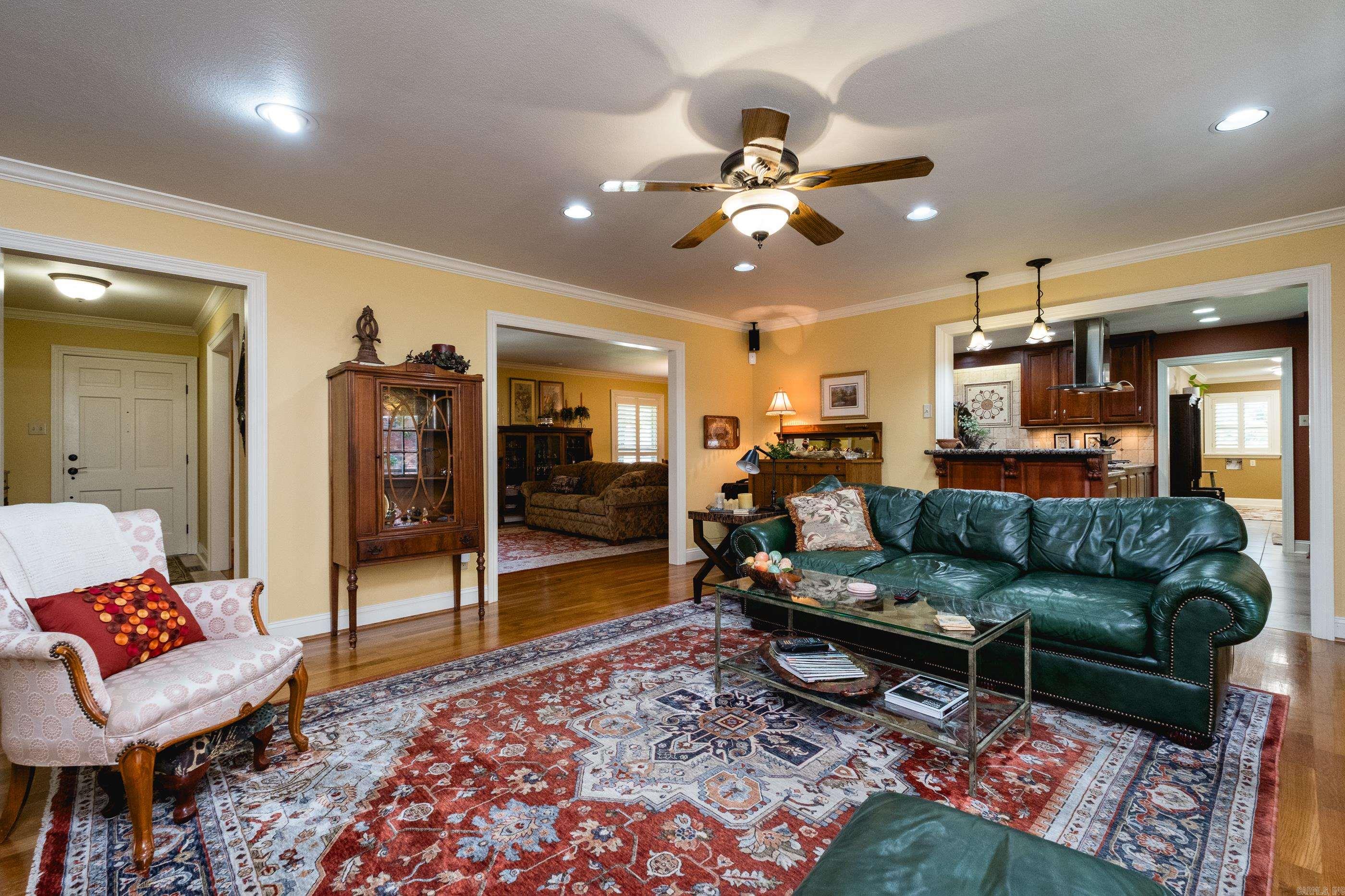 2701 Donaghey  North Little Rock, AR