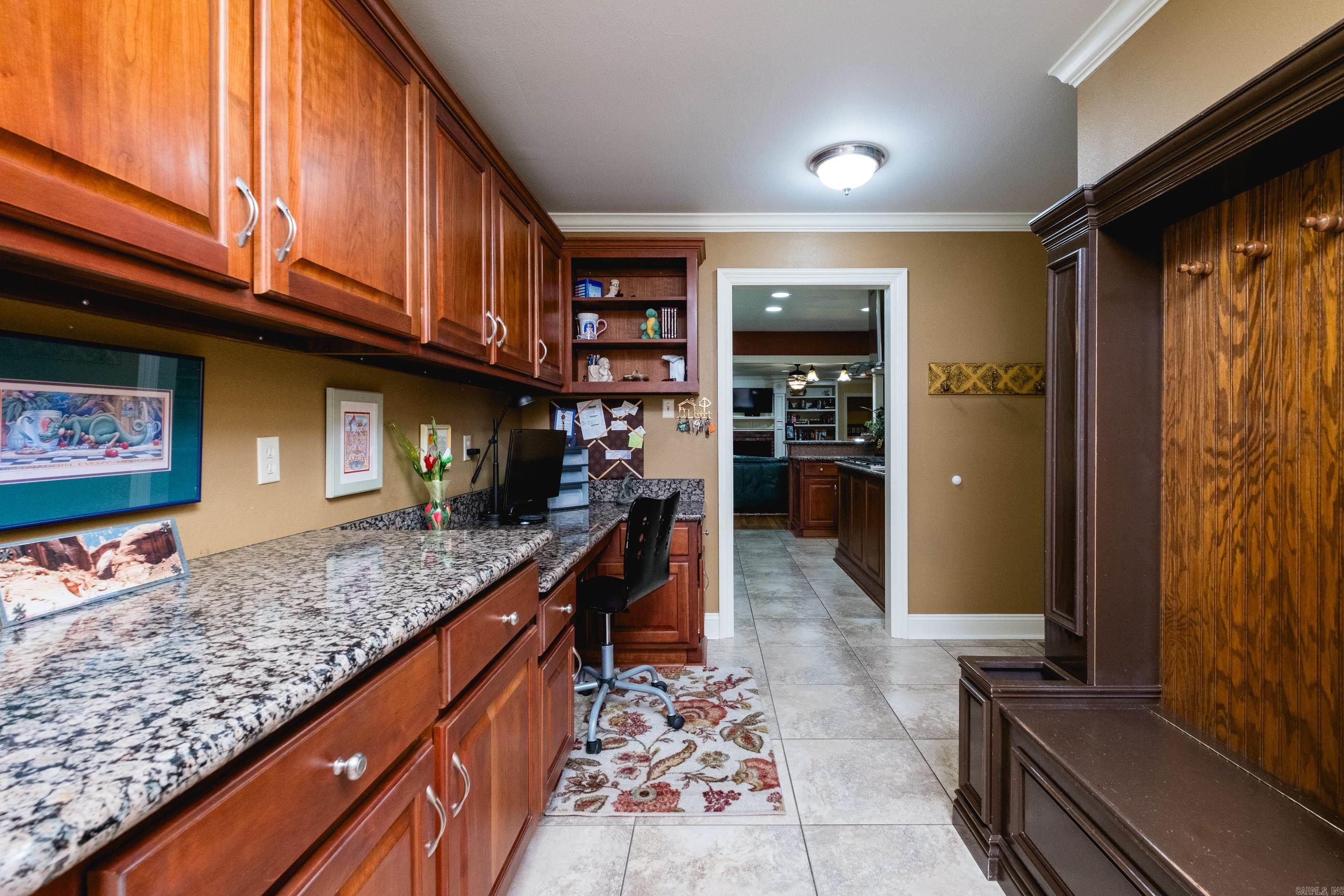 2701 Donaghey  North Little Rock, AR