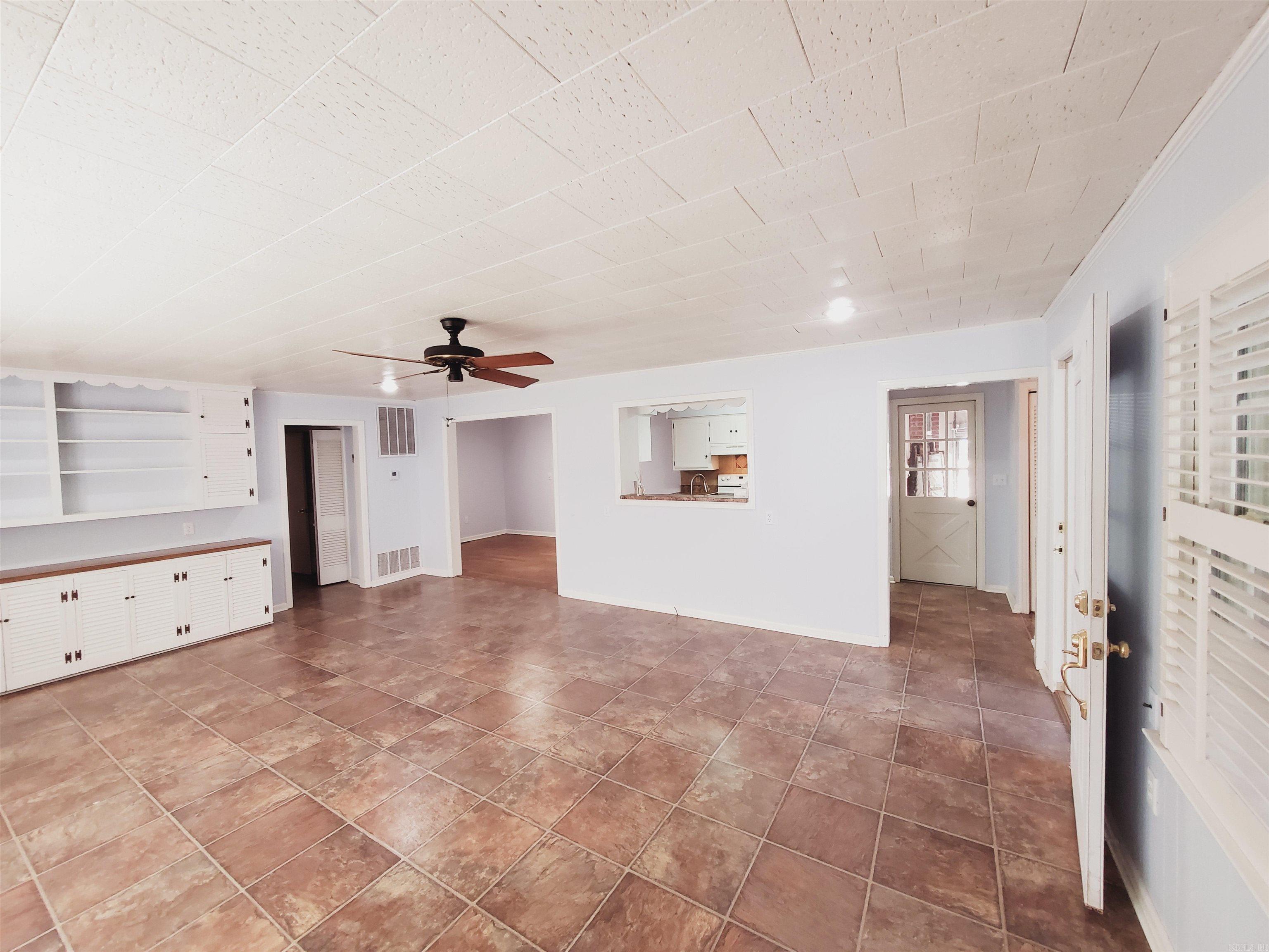 305 N 8th  Piggott, AR
