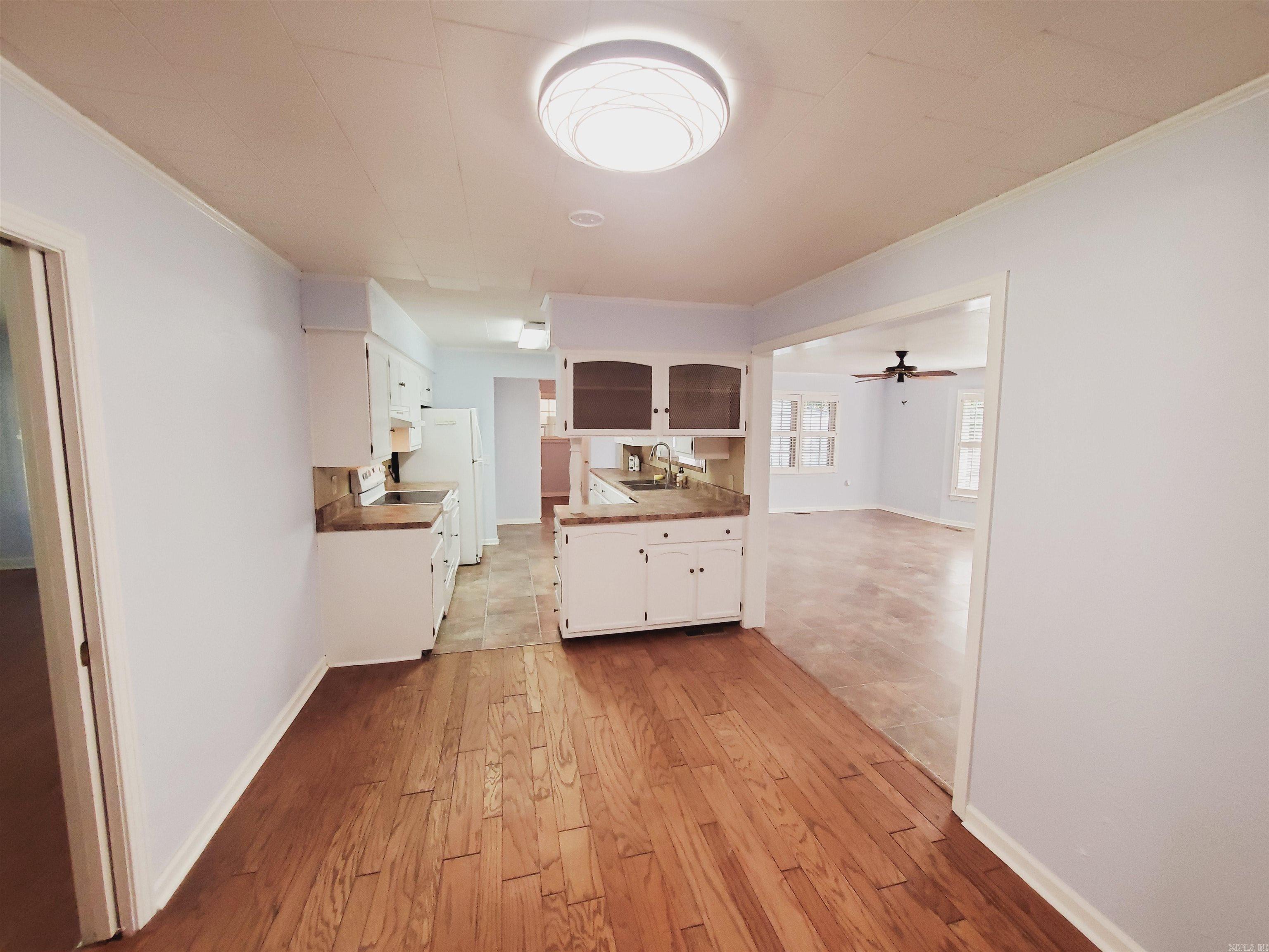 305 N 8th  Piggott, AR