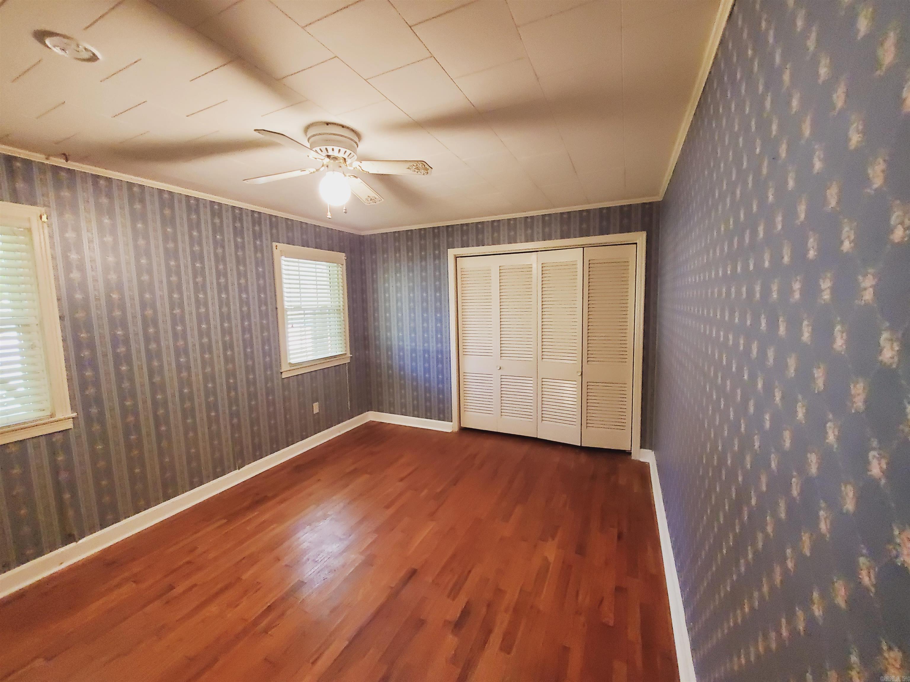 305 N 8th  Piggott, AR
