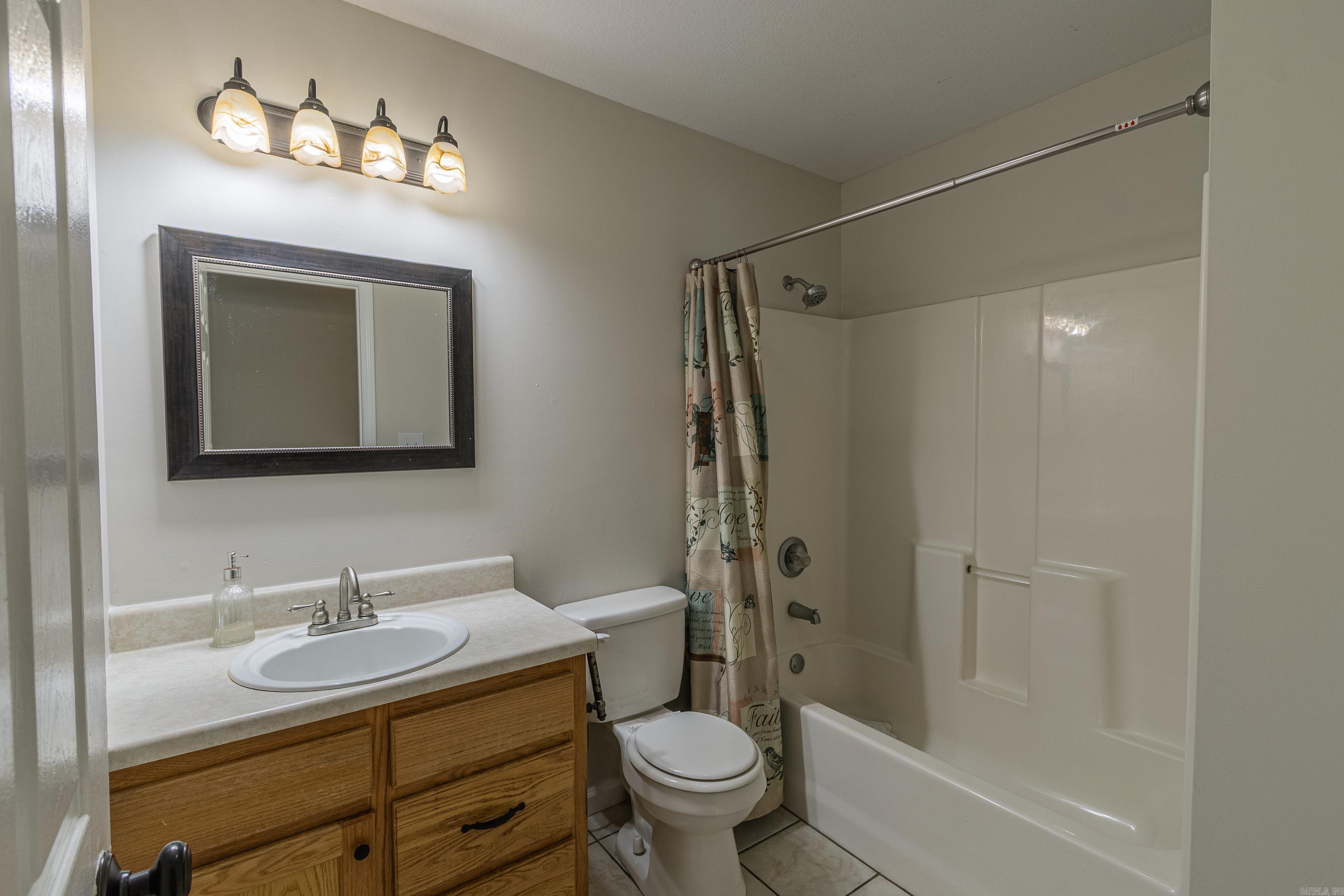 2703 N 5th  Paragould, AR