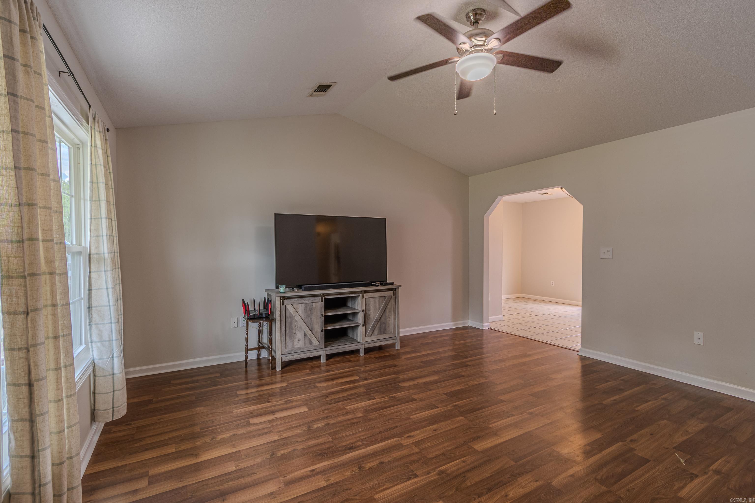 2703 N 5th  Paragould, AR