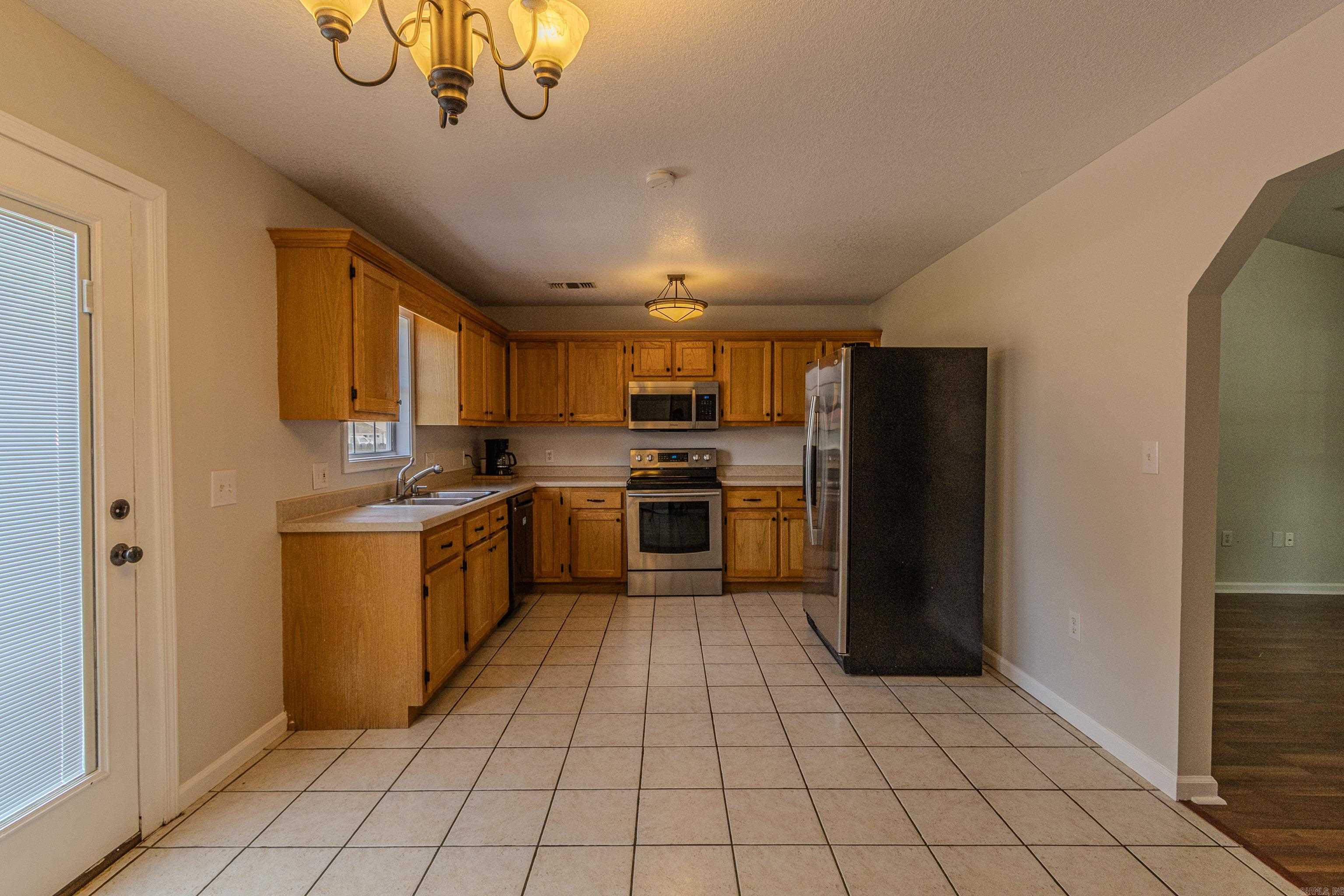 2703 N 5th  Paragould, AR