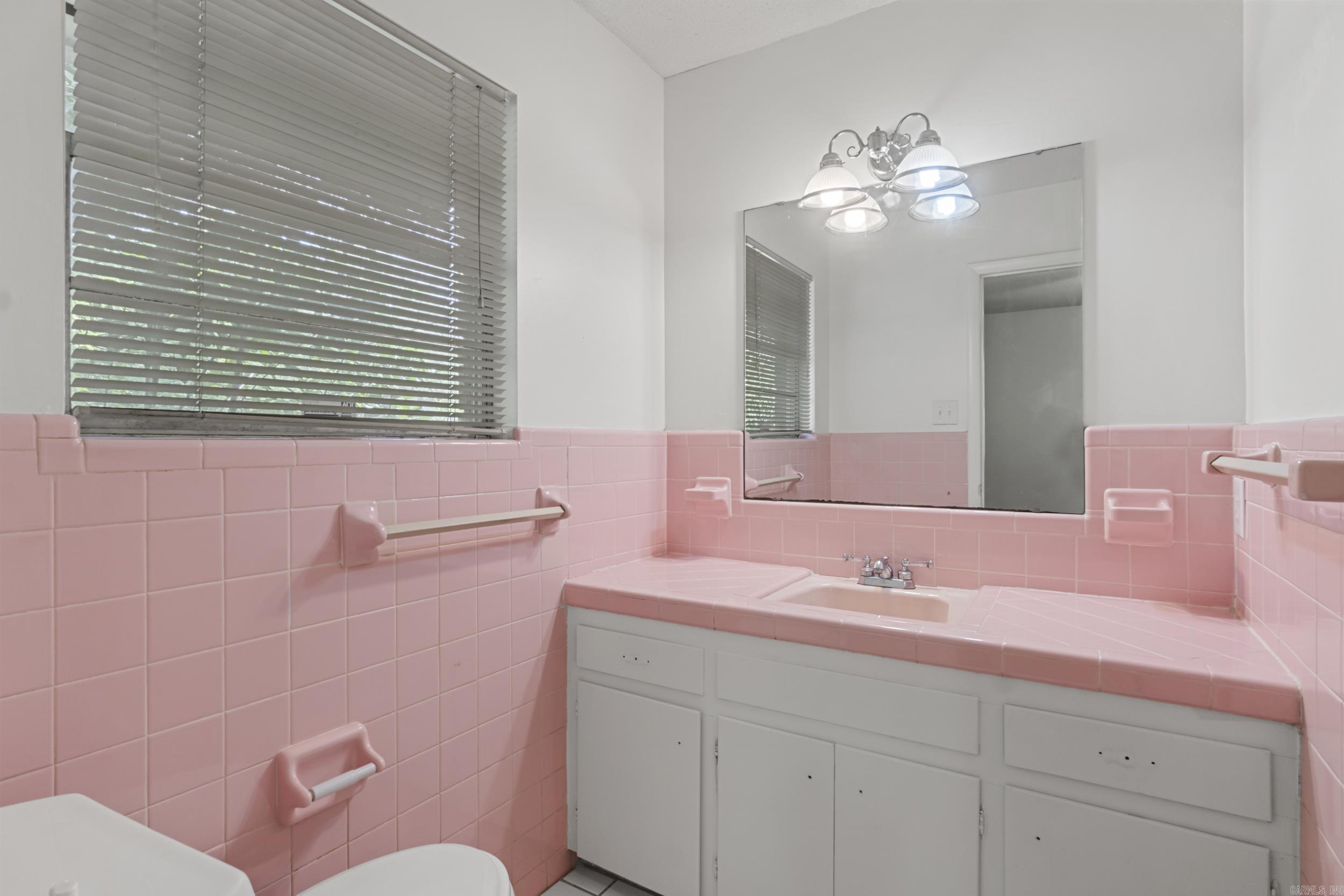 6906 W 33rd  Little Rock, AR