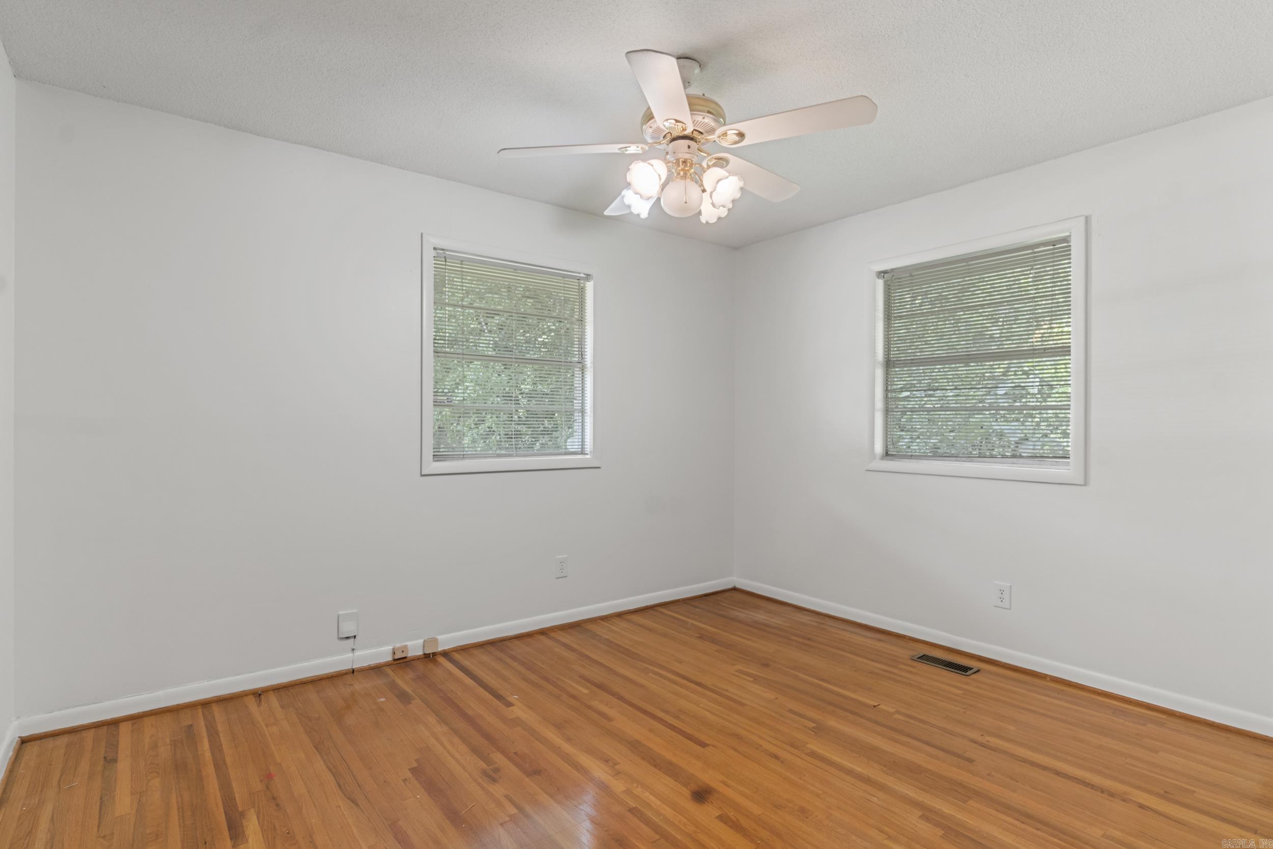 6906 W 33rd  Little Rock, AR