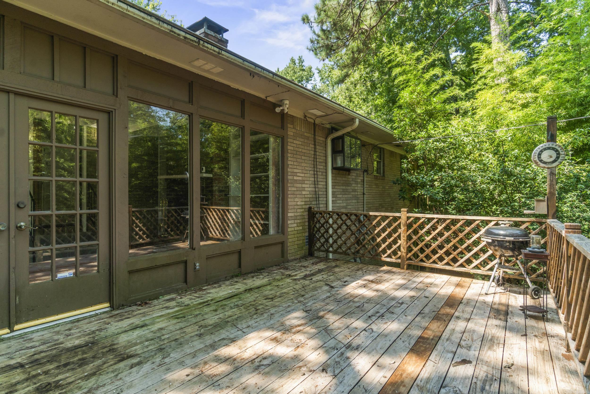 6906 W 33rd  Little Rock, AR