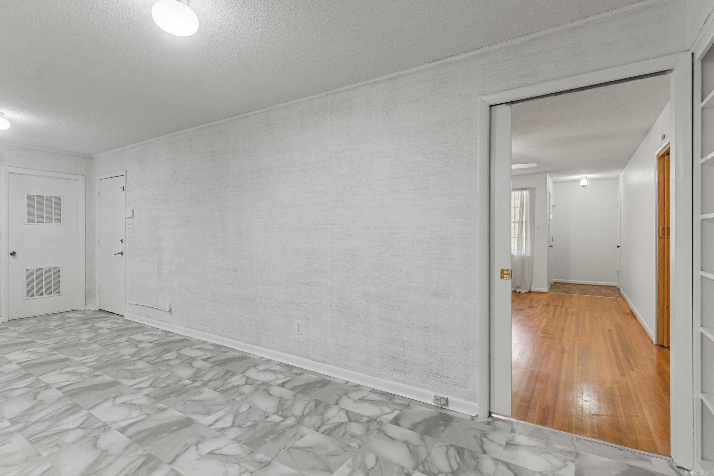 6906 W 33rd  Little Rock, AR