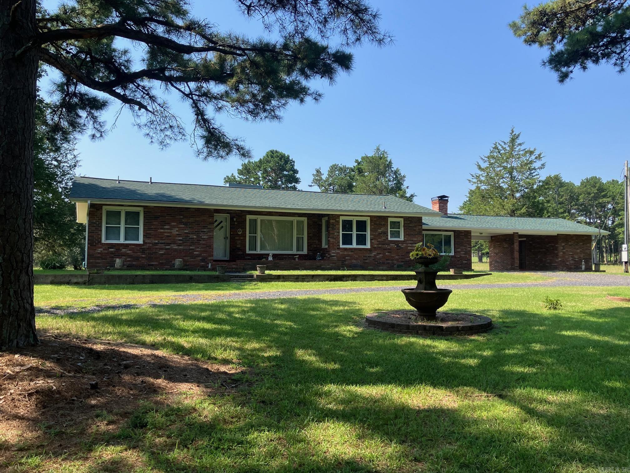 3236 Highway 88 E  Mena, AR