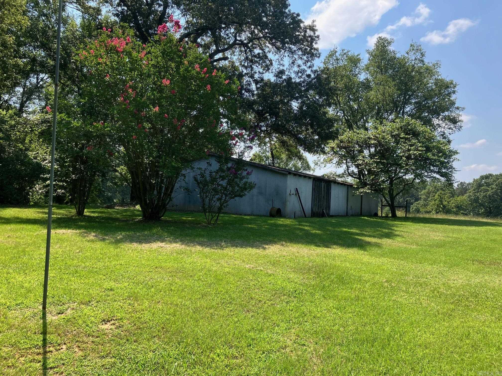 3236 Highway 88 E  Mena, AR