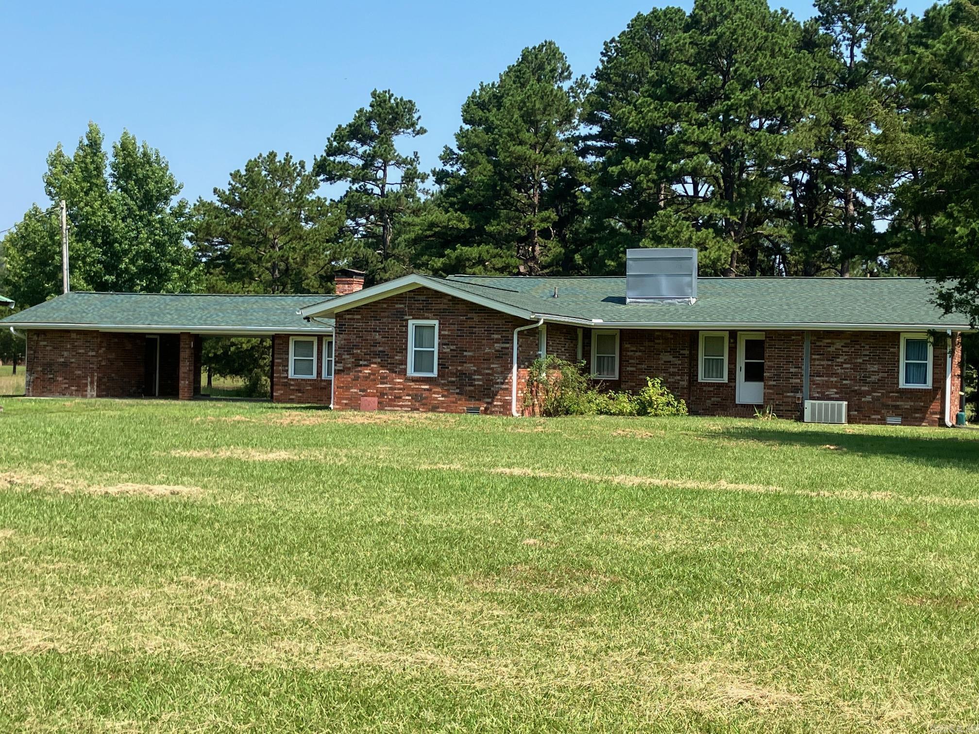3236 Highway 88 E  Mena, AR
