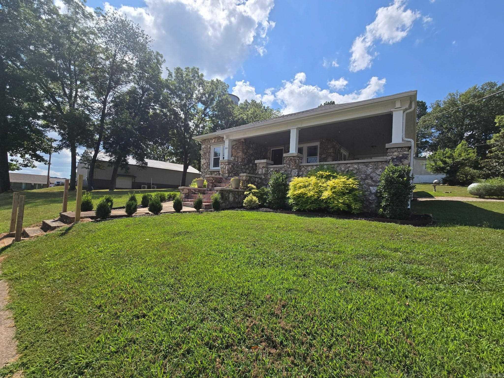 550 Main  Mammoth Spring, AR