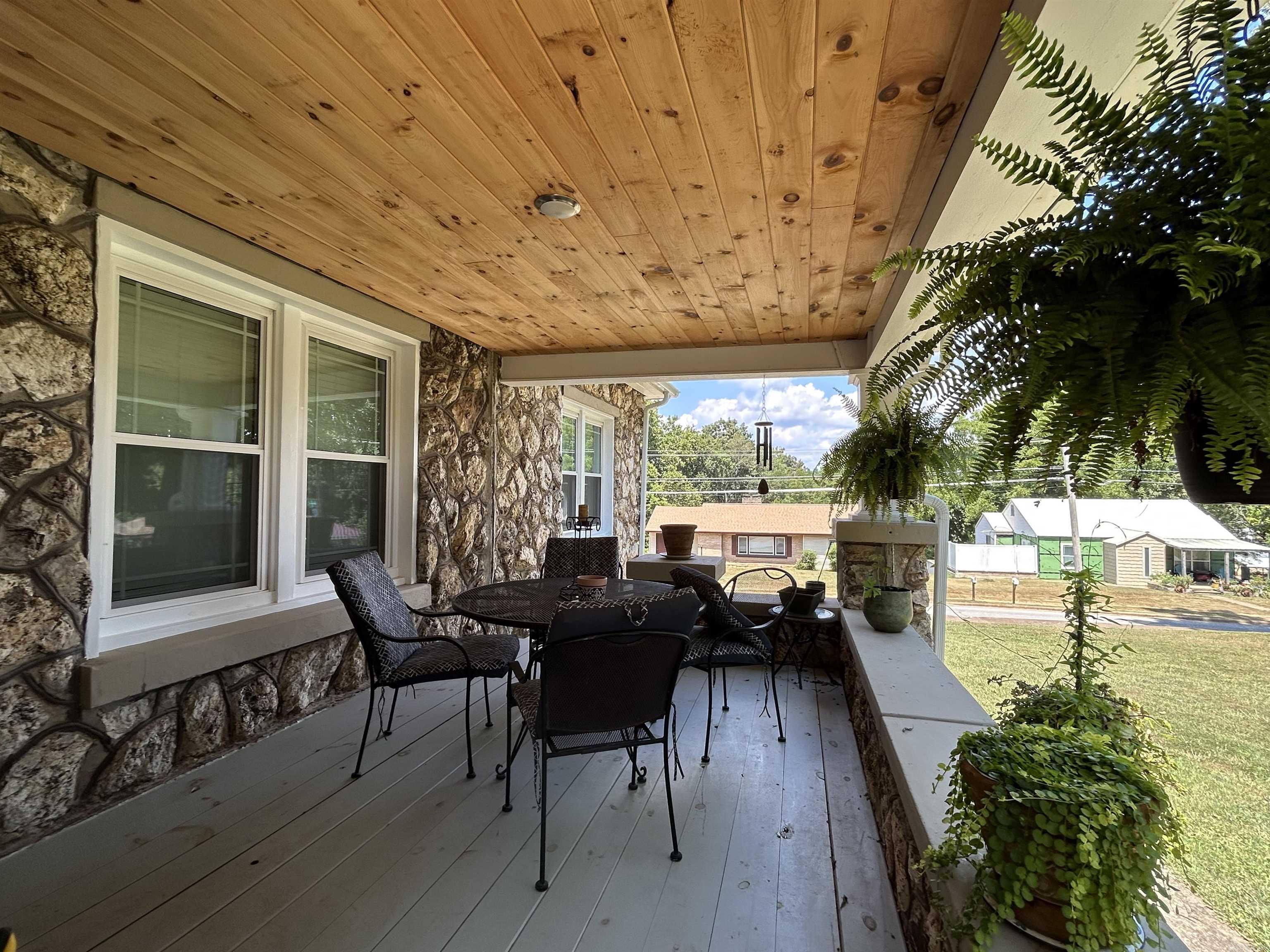 550 Main  Mammoth Spring, AR