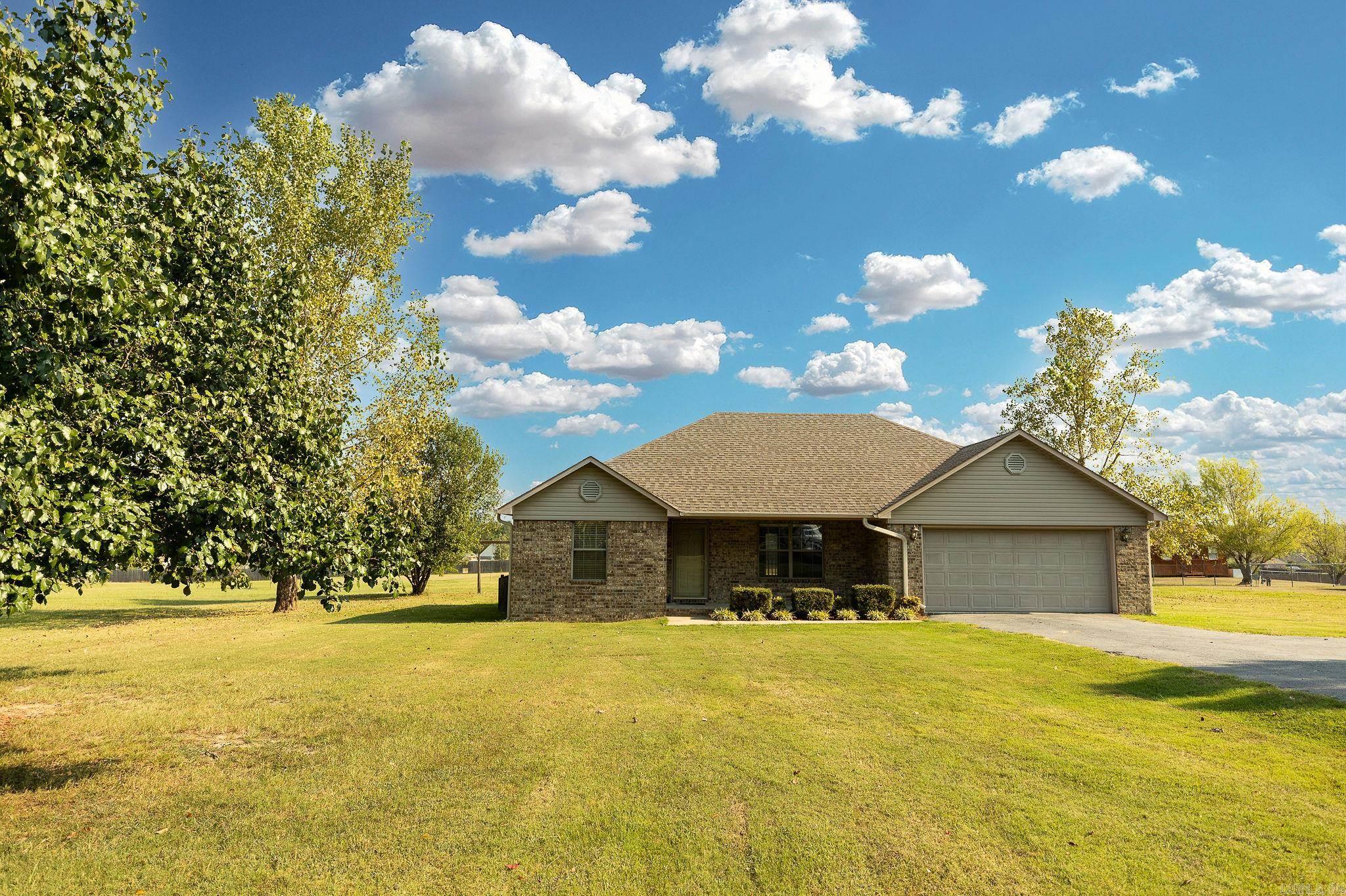 45 Arrowhead  Greenbrier, AR