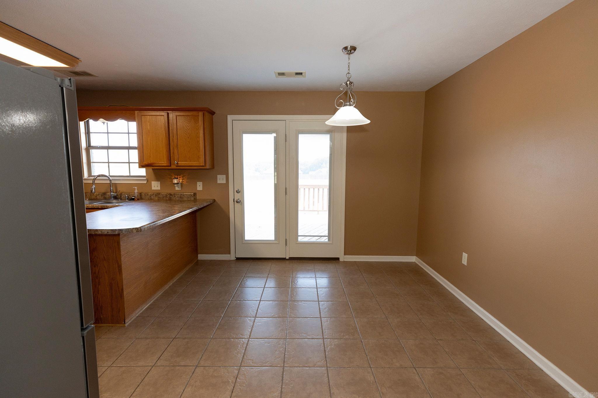 45 Arrowhead  Greenbrier, AR