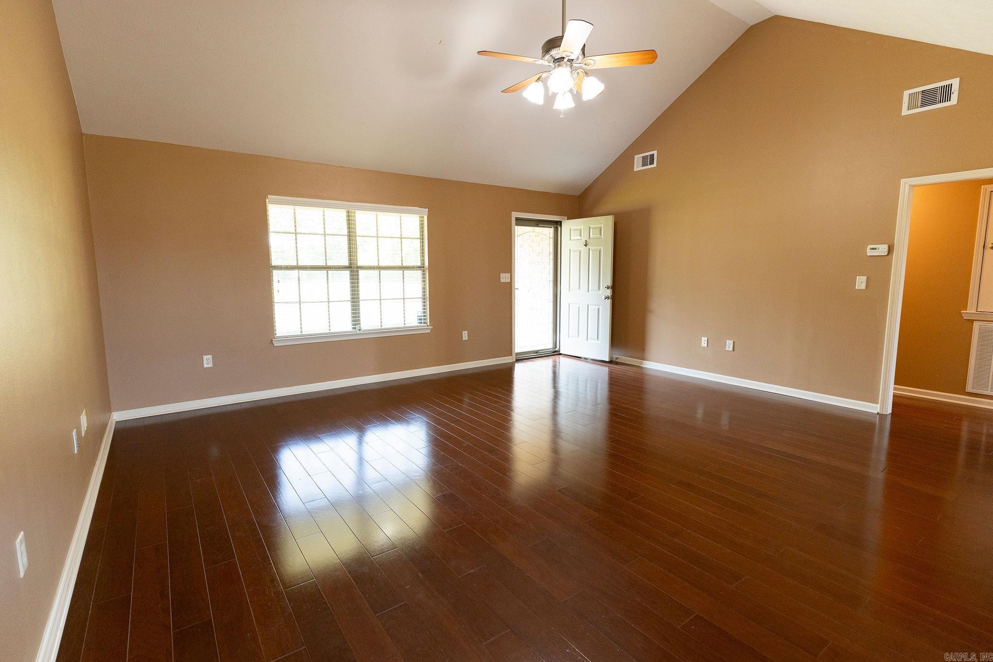 45 Arrowhead  Greenbrier, AR