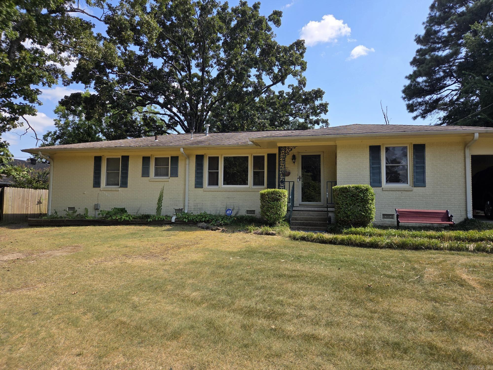 1405 Hillcrest  Searcy, AR