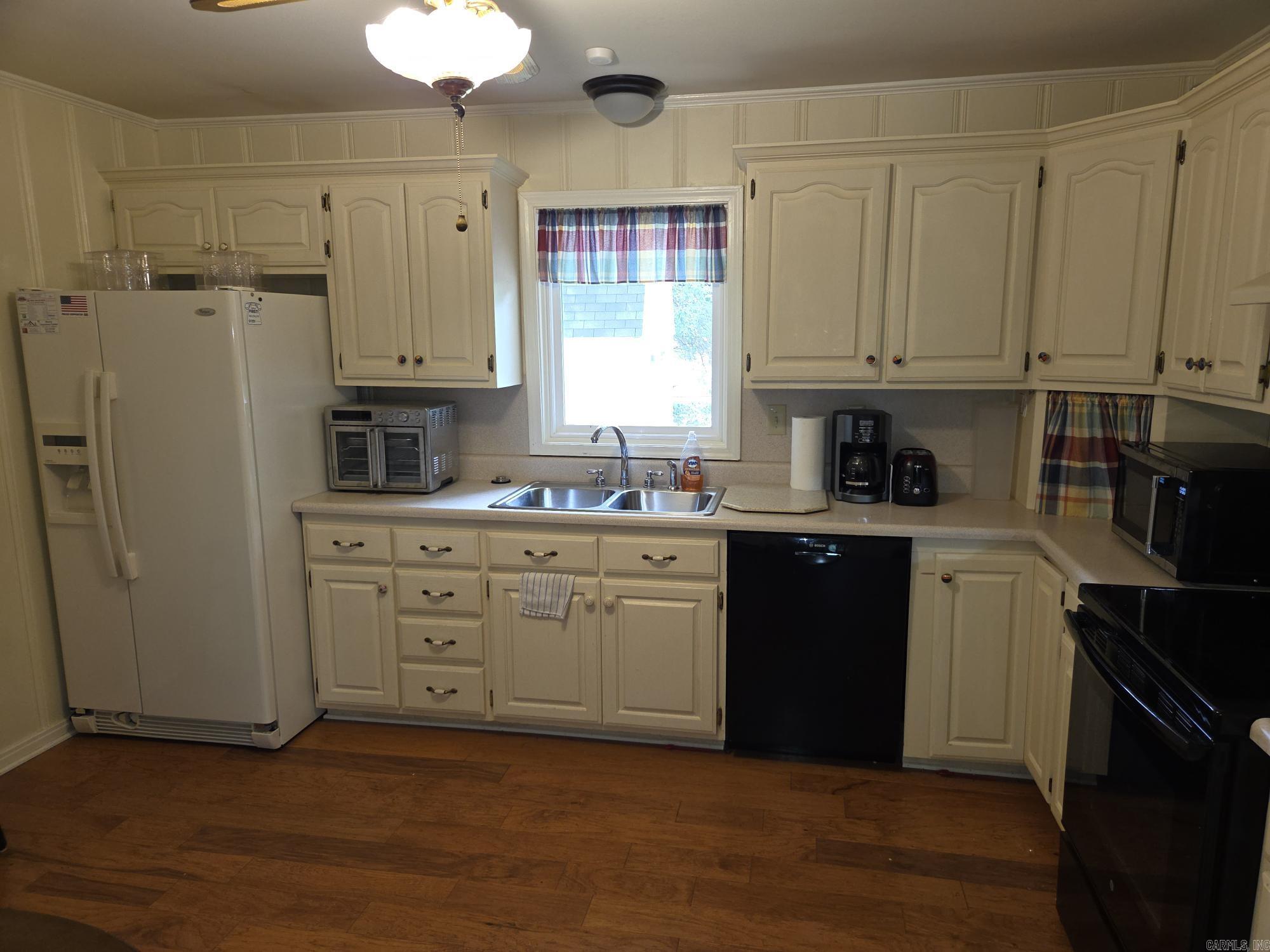 1405 Hillcrest  Searcy, AR