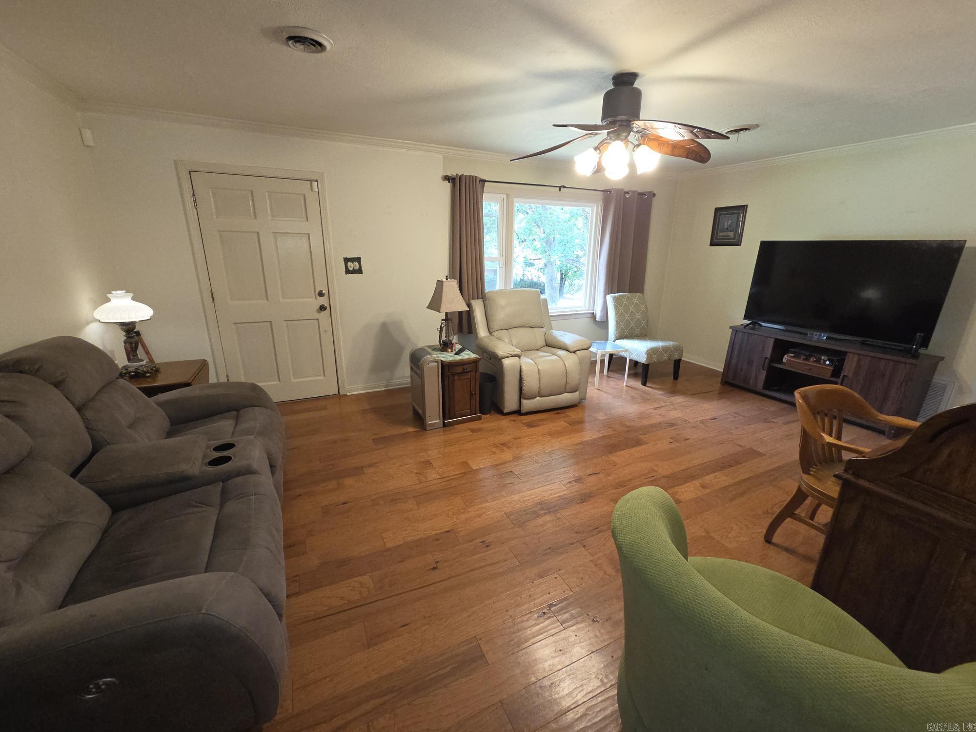 1405 Hillcrest  Searcy, AR