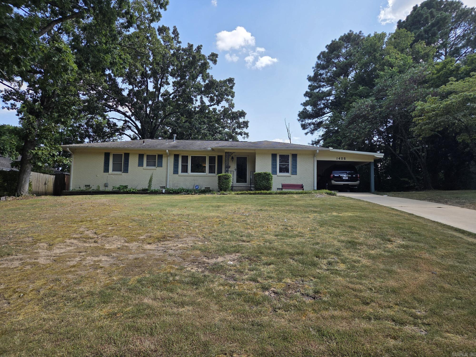 1405 Hillcrest  Searcy, AR