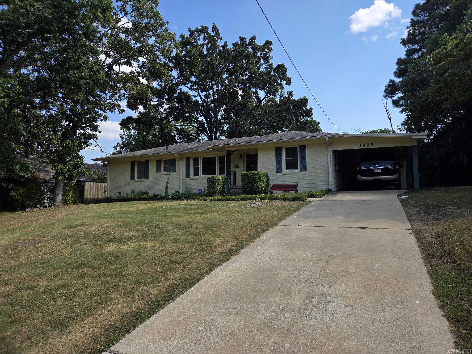 1405 Hillcrest  Searcy, AR