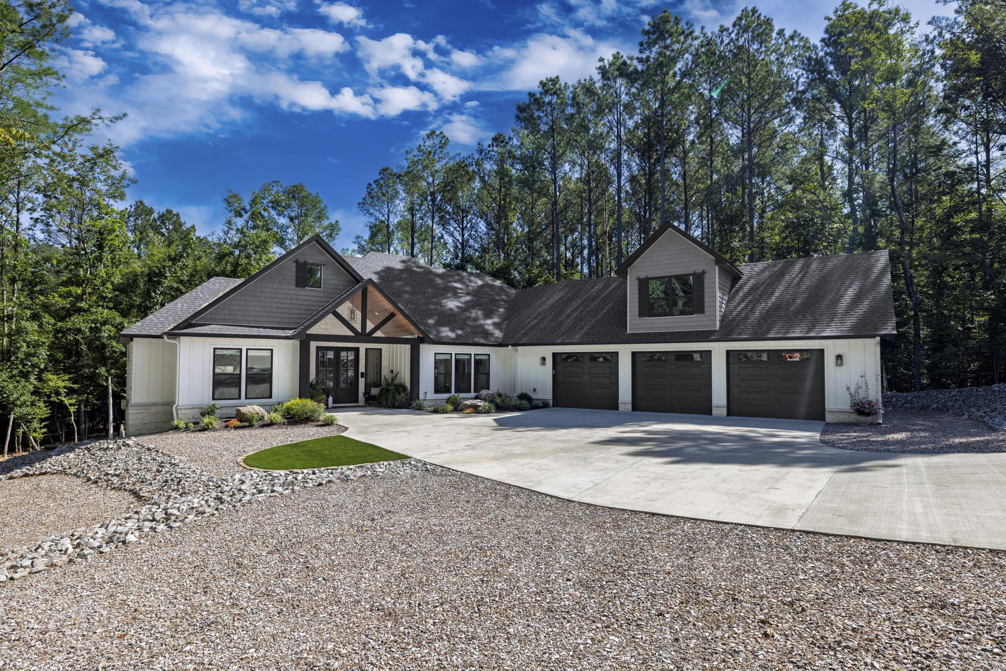29 Gusta  Hot Springs Village, AR