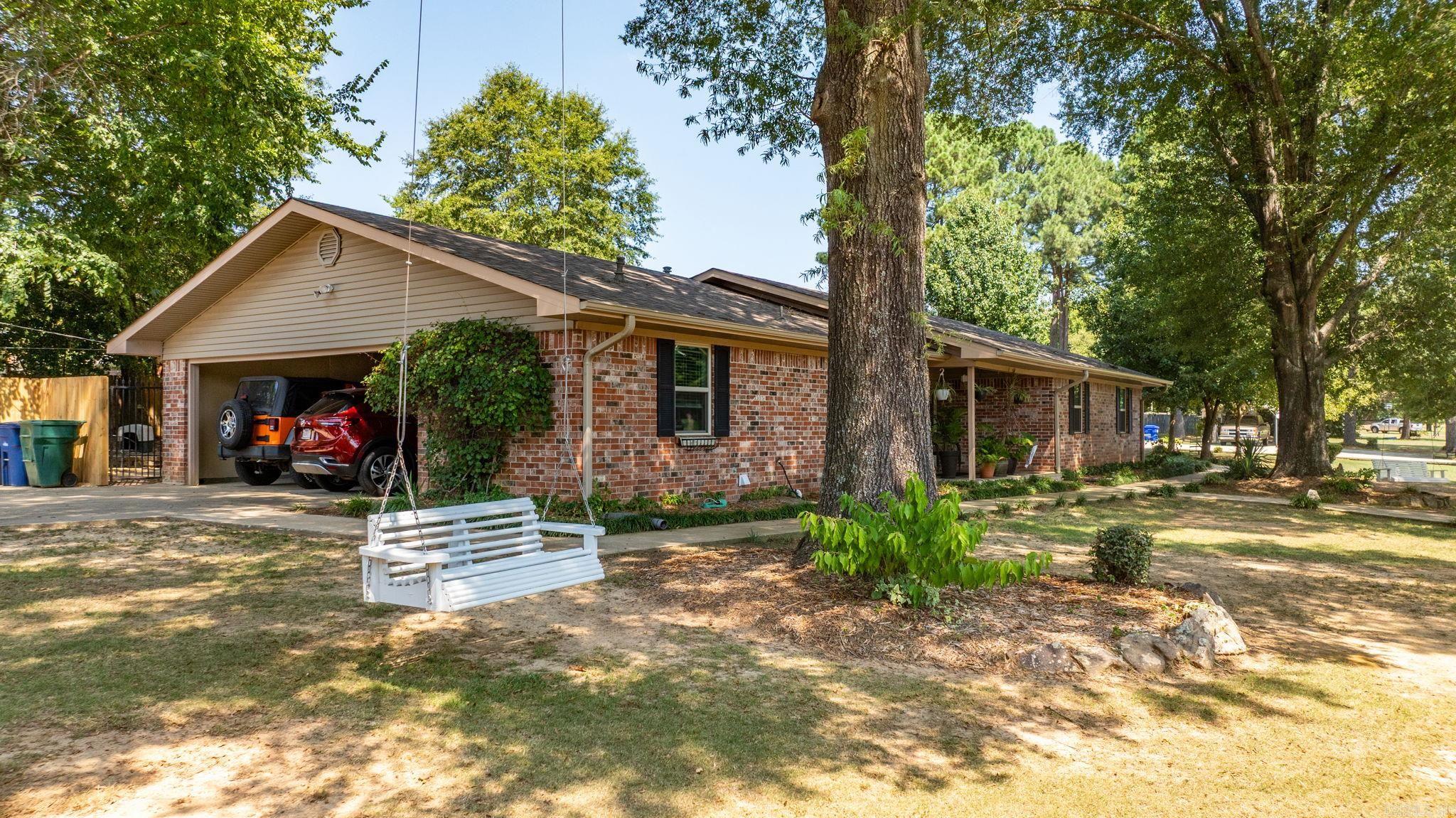 1 Cedar Oaks Dr  Conway, AR