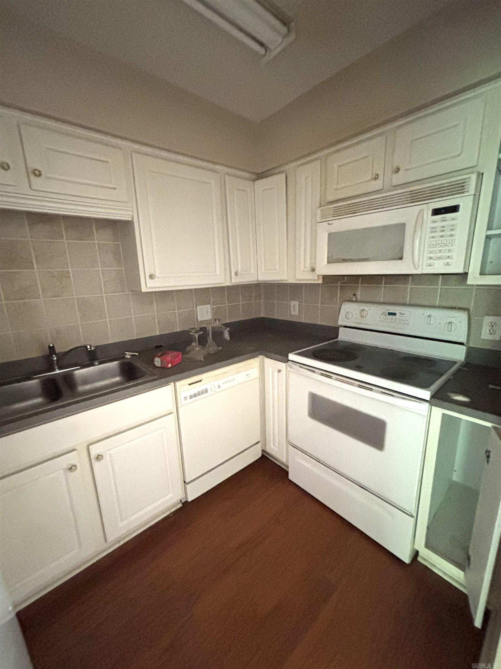 27 Vaqueria Lane  Hot Springs Village, AR