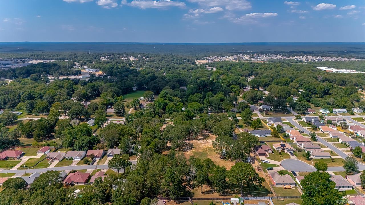 516 E Woodruff  Sherwood, AR