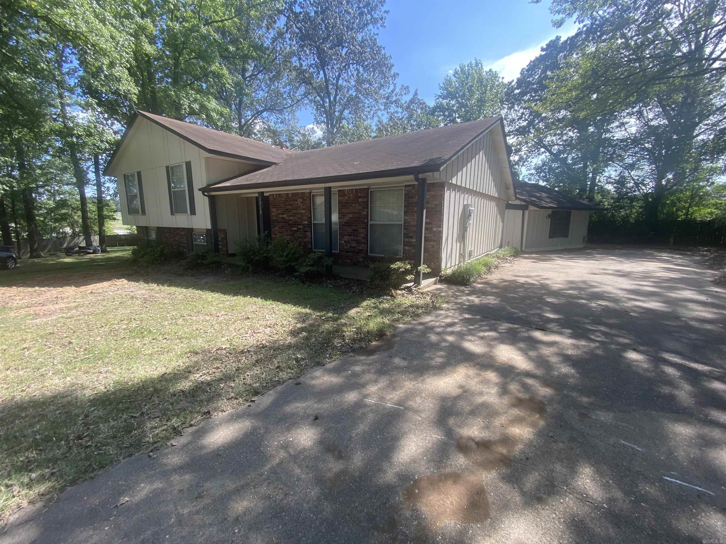 1713 Smoot  Jonesboro, AR