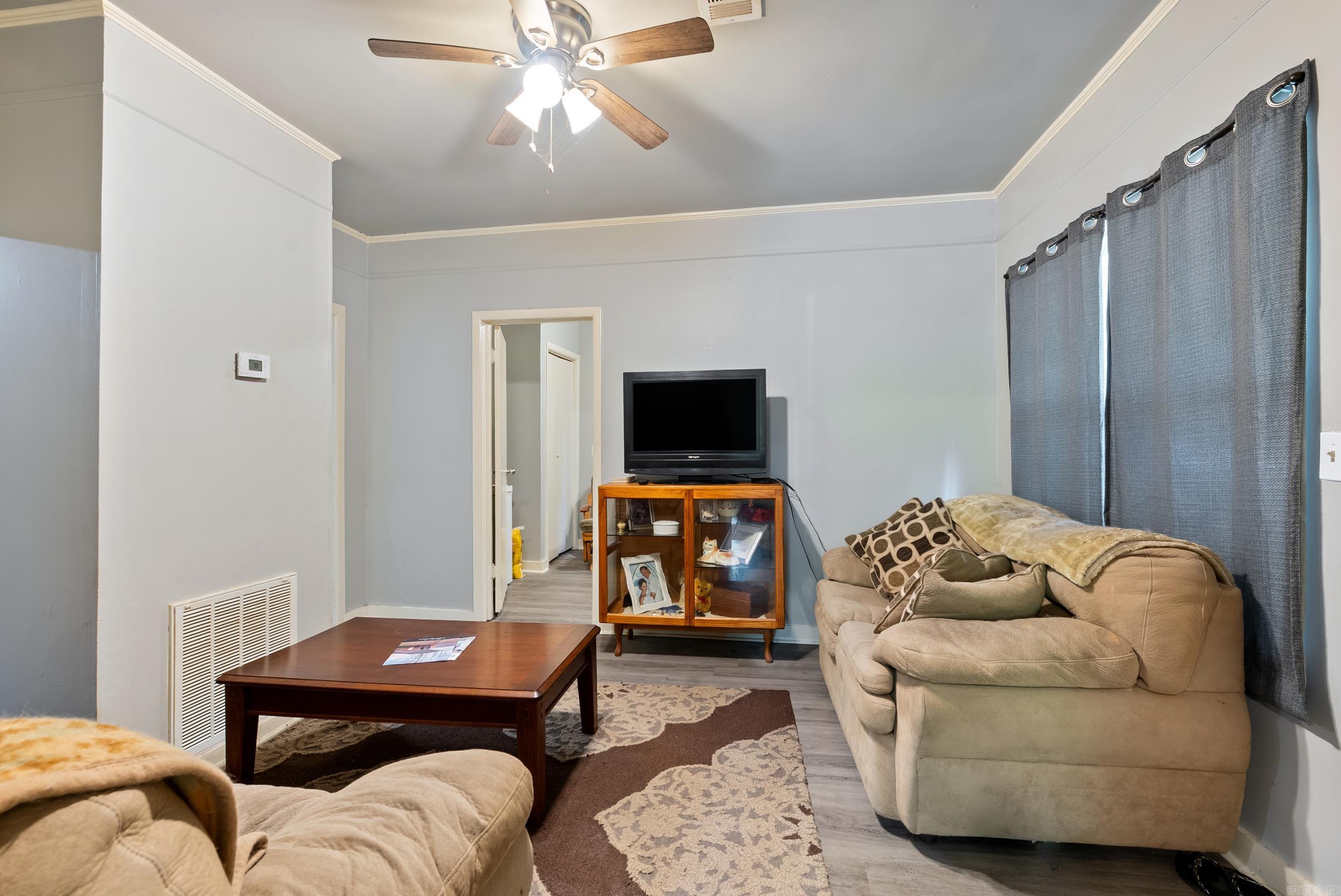 1821 Tyler  Conway, AR