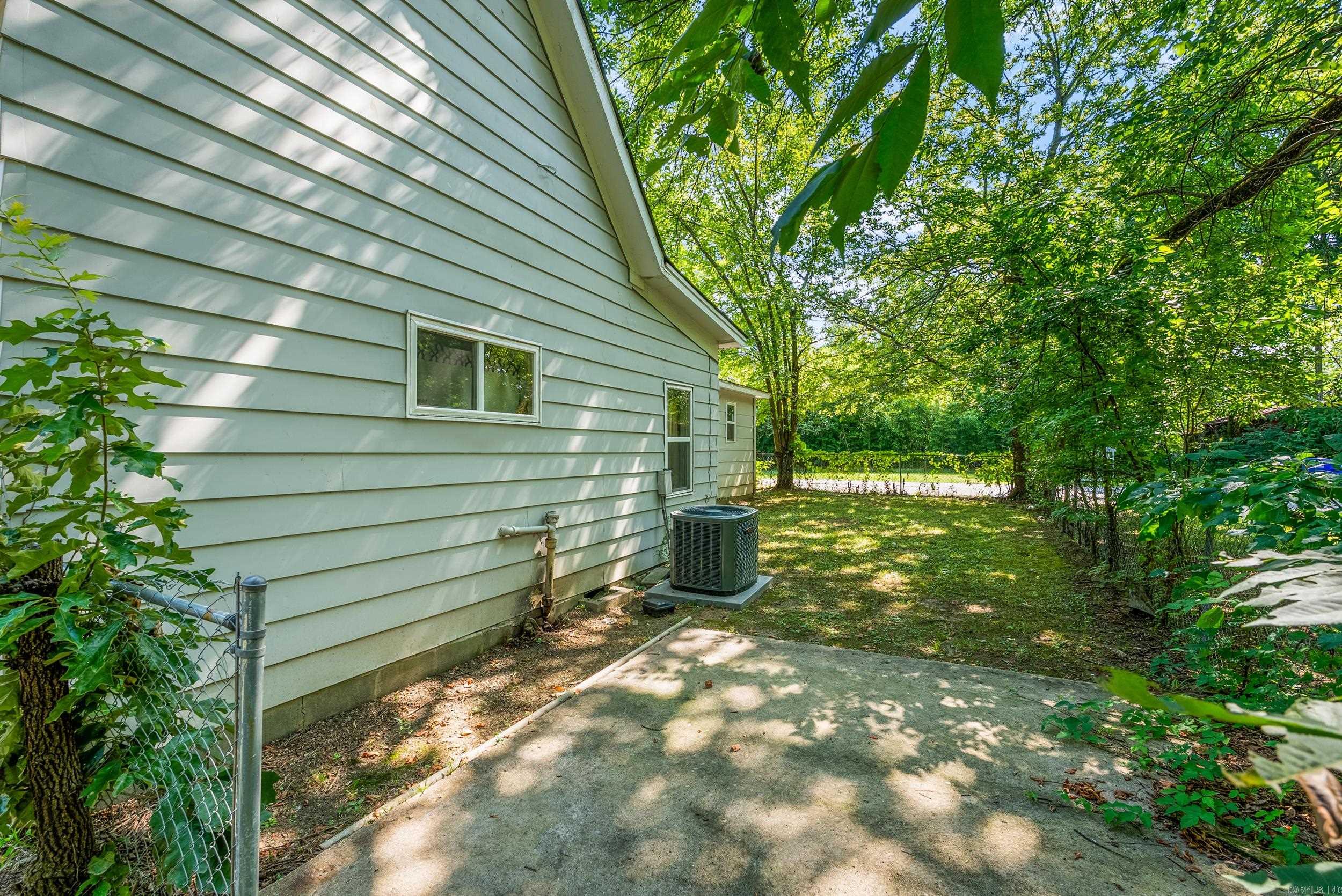 1821 Tyler  Conway, AR