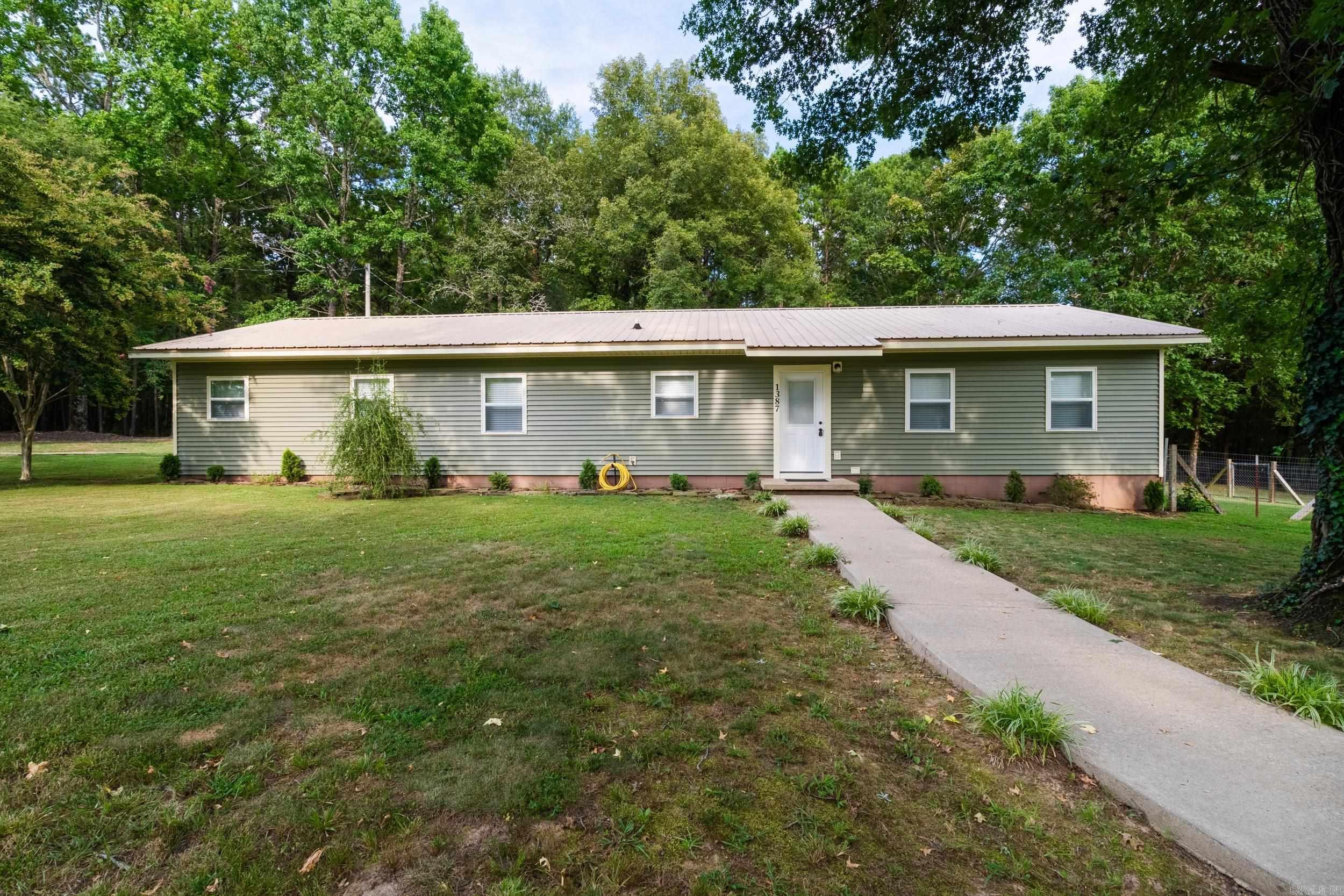 1387 County Road 3371 Clarksville, AR 72830