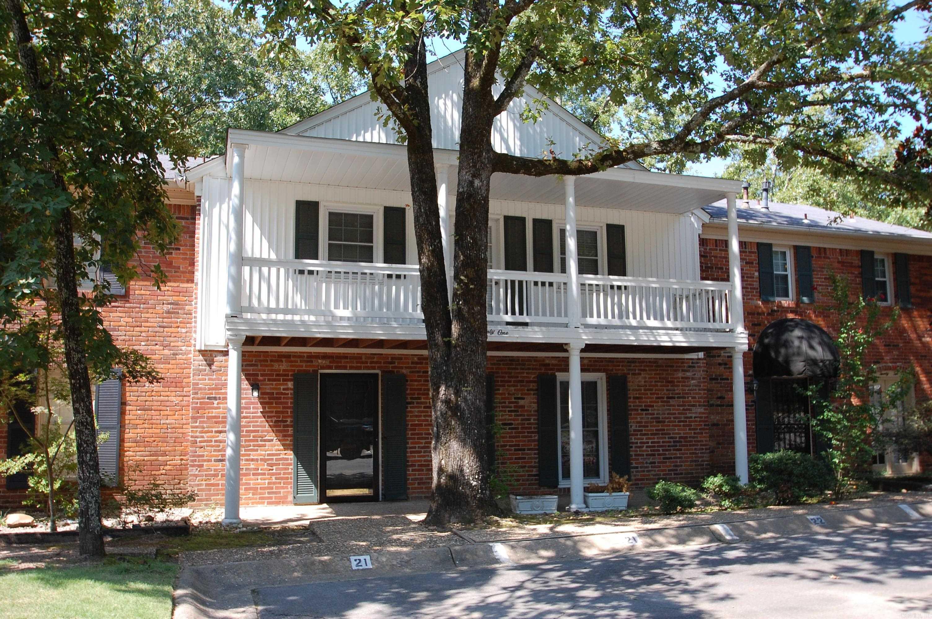 21 Kingsbridge Way