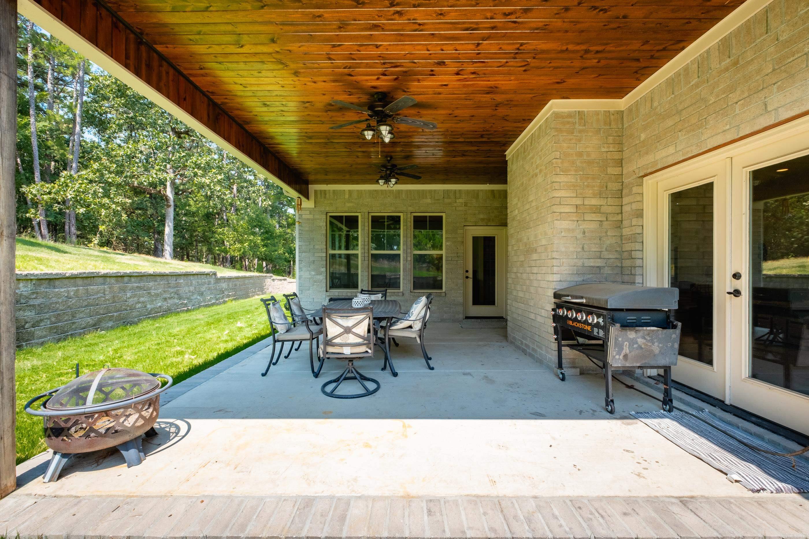 96 Ranch Ridge Road Little Rock, AR 72223