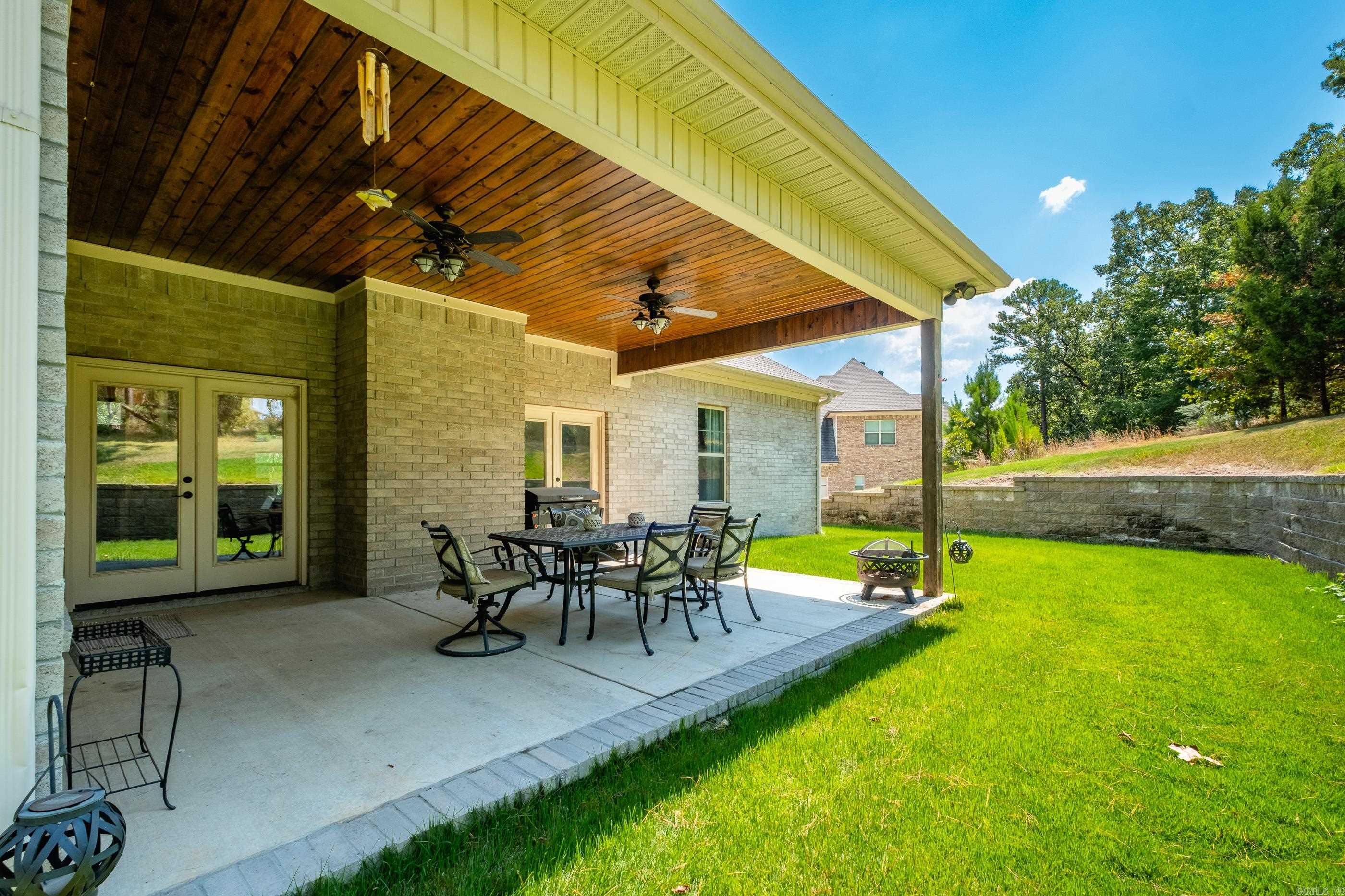 96 Ranch Ridge Road Little Rock, AR 72223