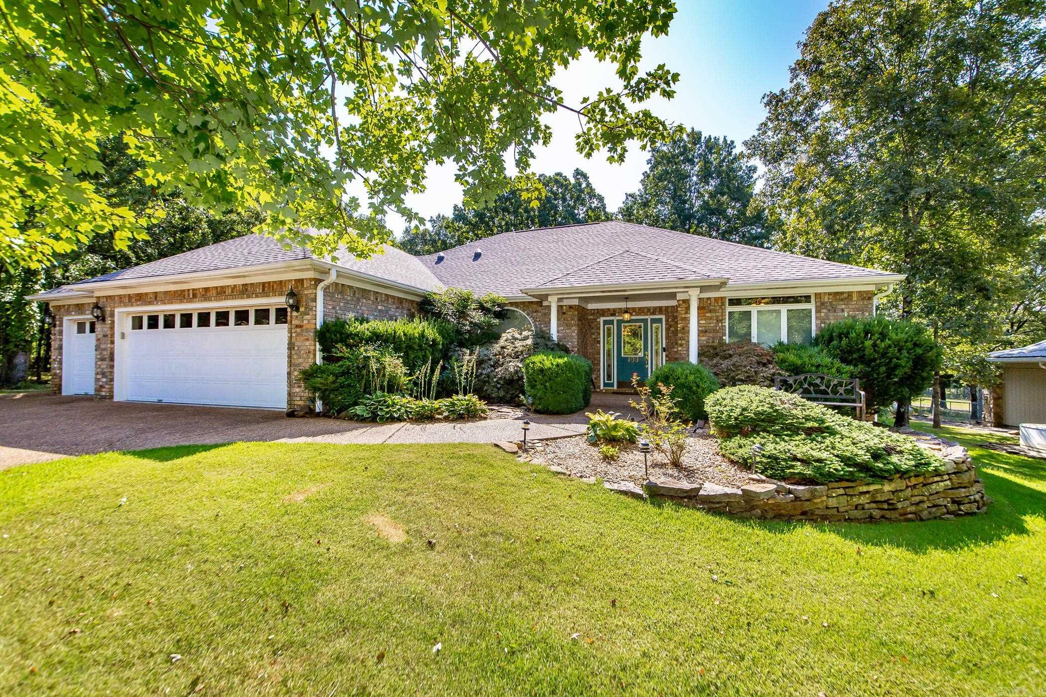 103 Crest Drive