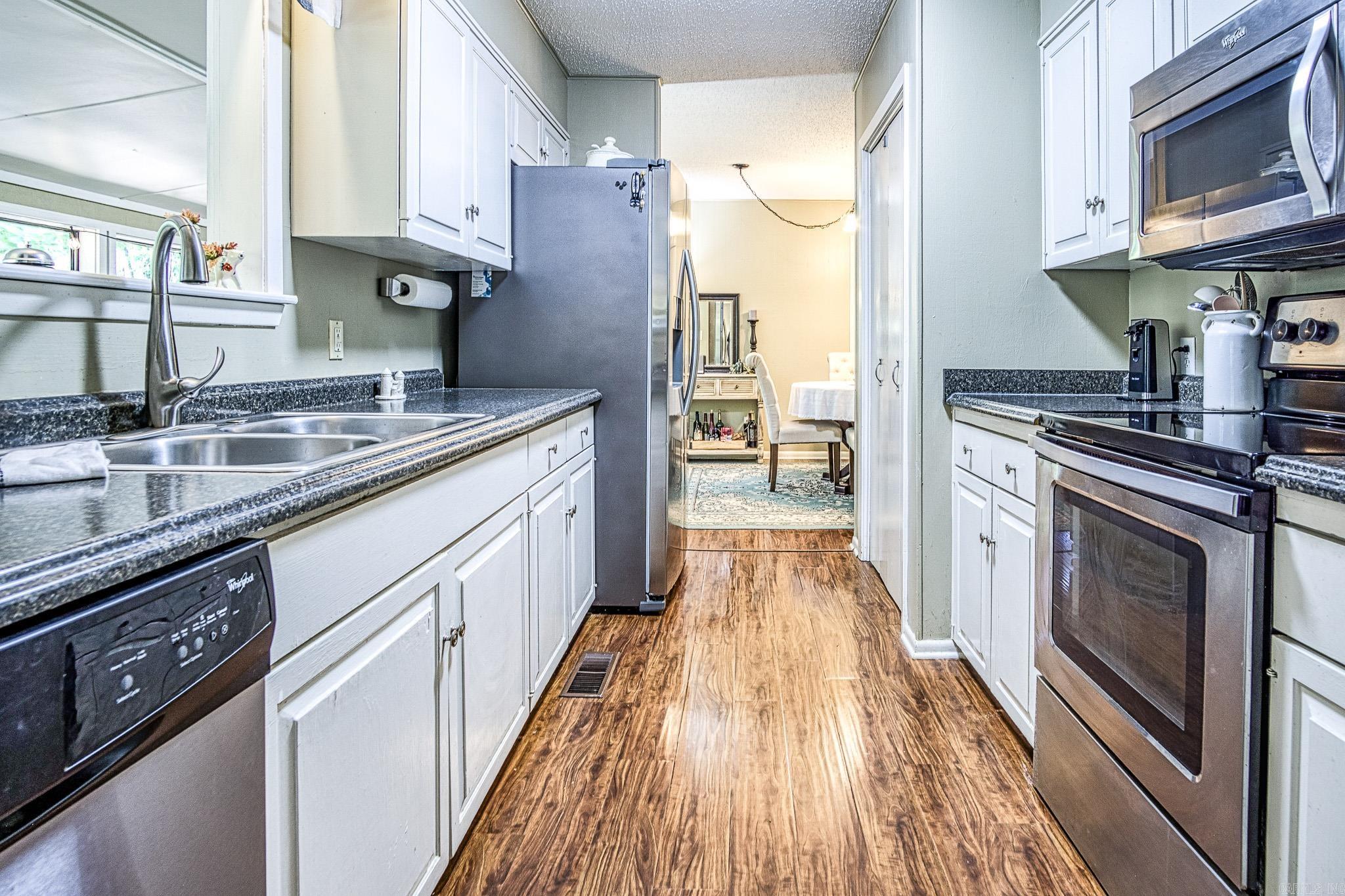 17 Valls Lane  Hot Springs Village, AR