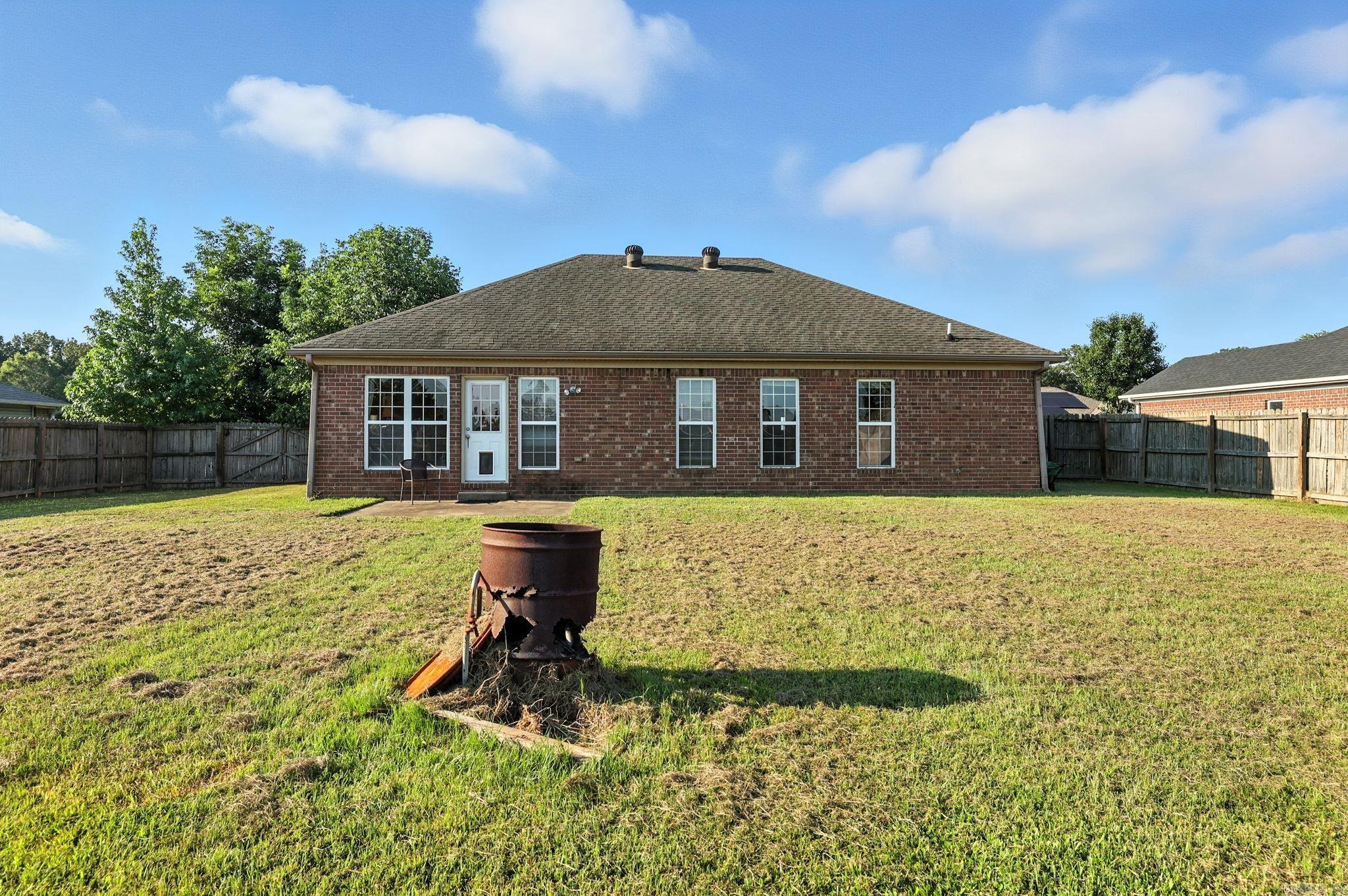 27 Chantileer Ward, AR 72176