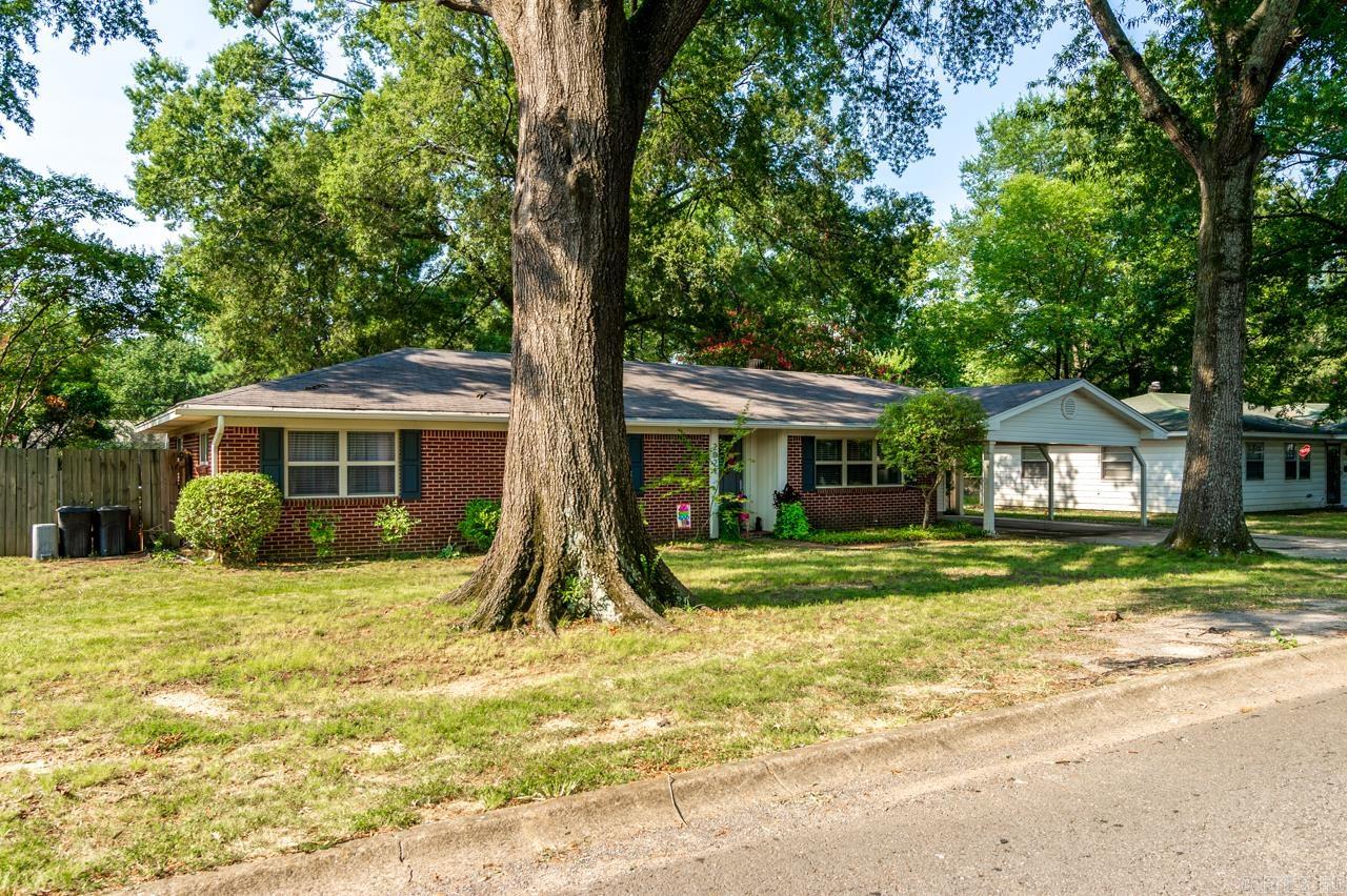 2021 Arkansas Avenue  Conway, AR