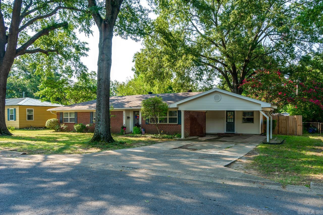 2021 Arkansas Avenue  Conway, AR