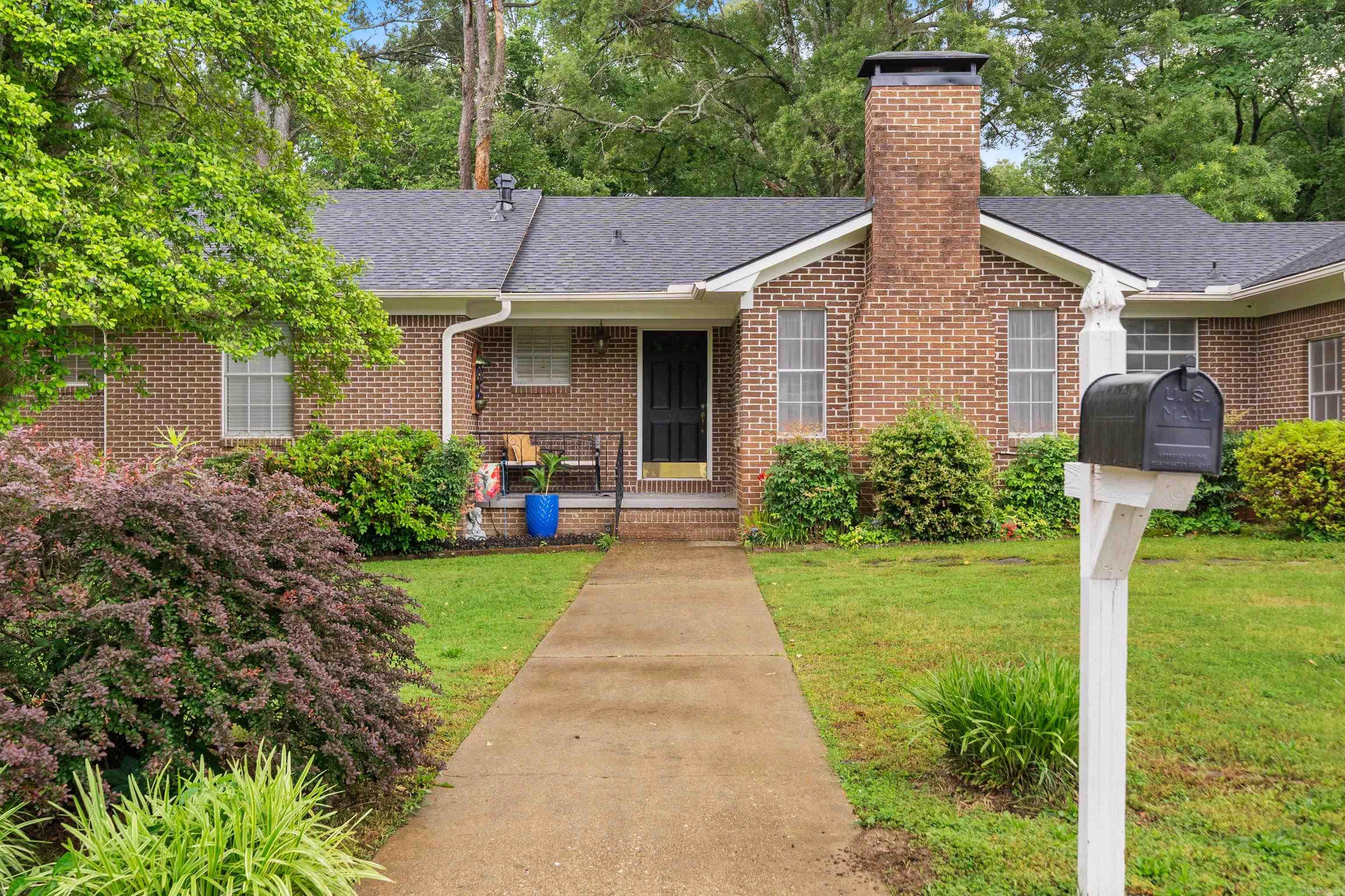 206 Shawnee  Hot Springs, AR